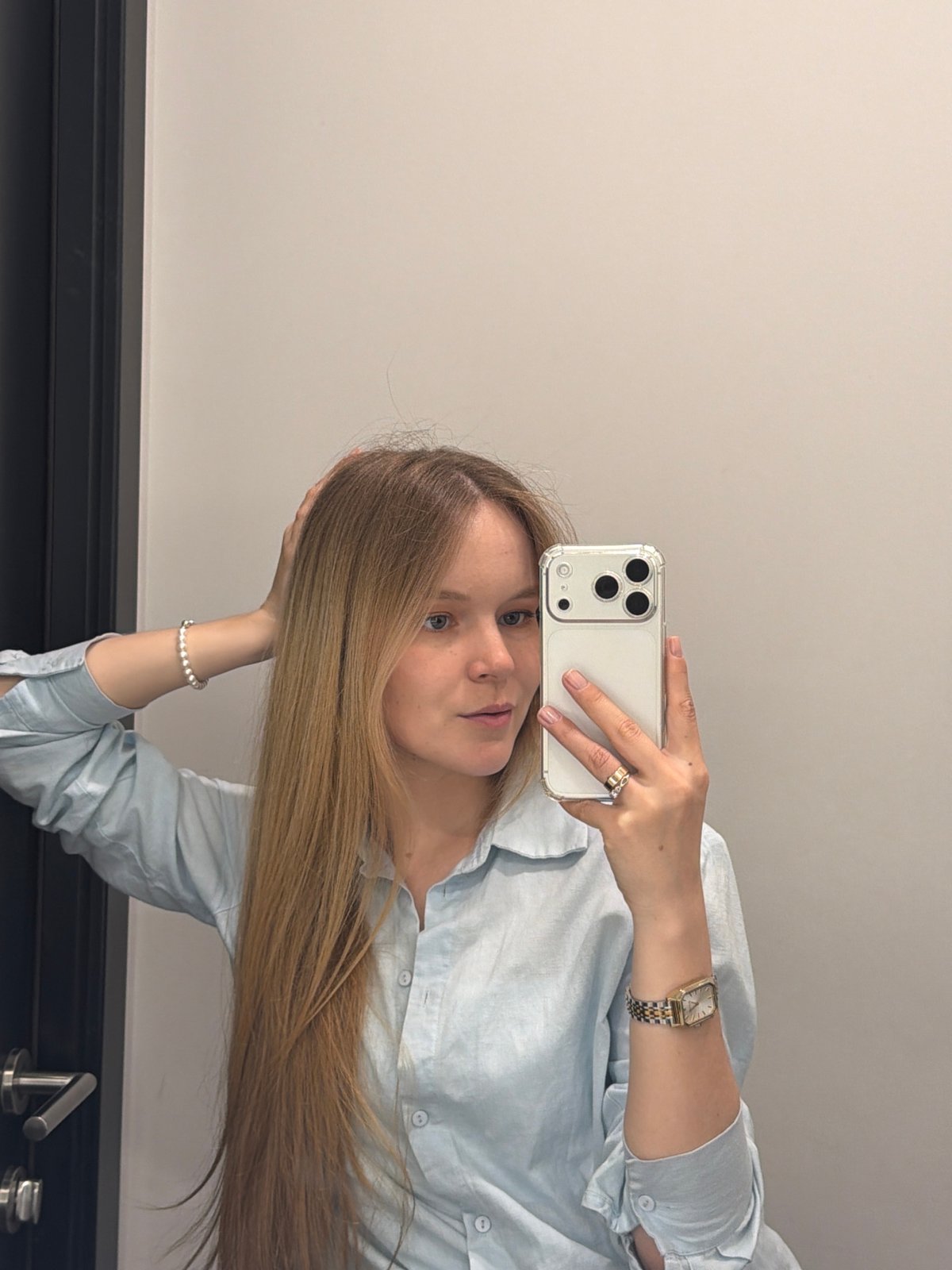 Woman Takes Bathroom Selfie in Izhevsk, Russia