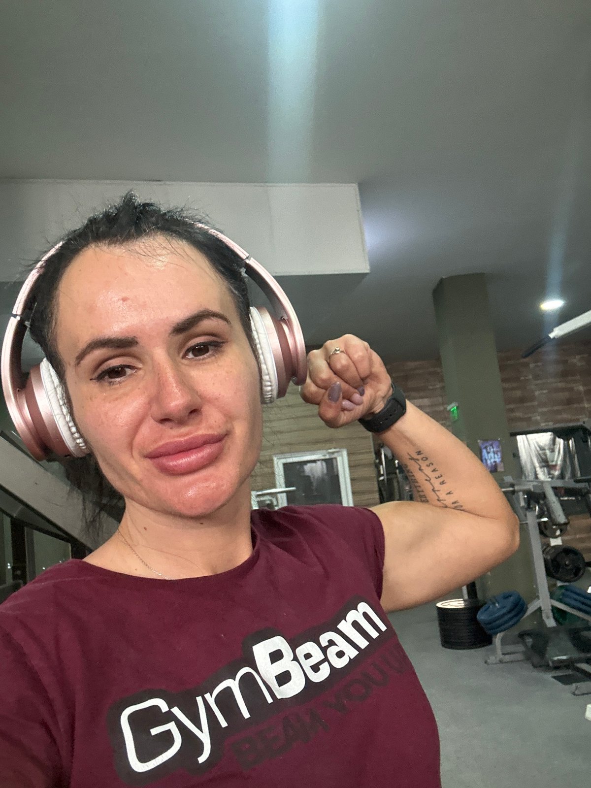 Morning workout session captured at Bansko gym
