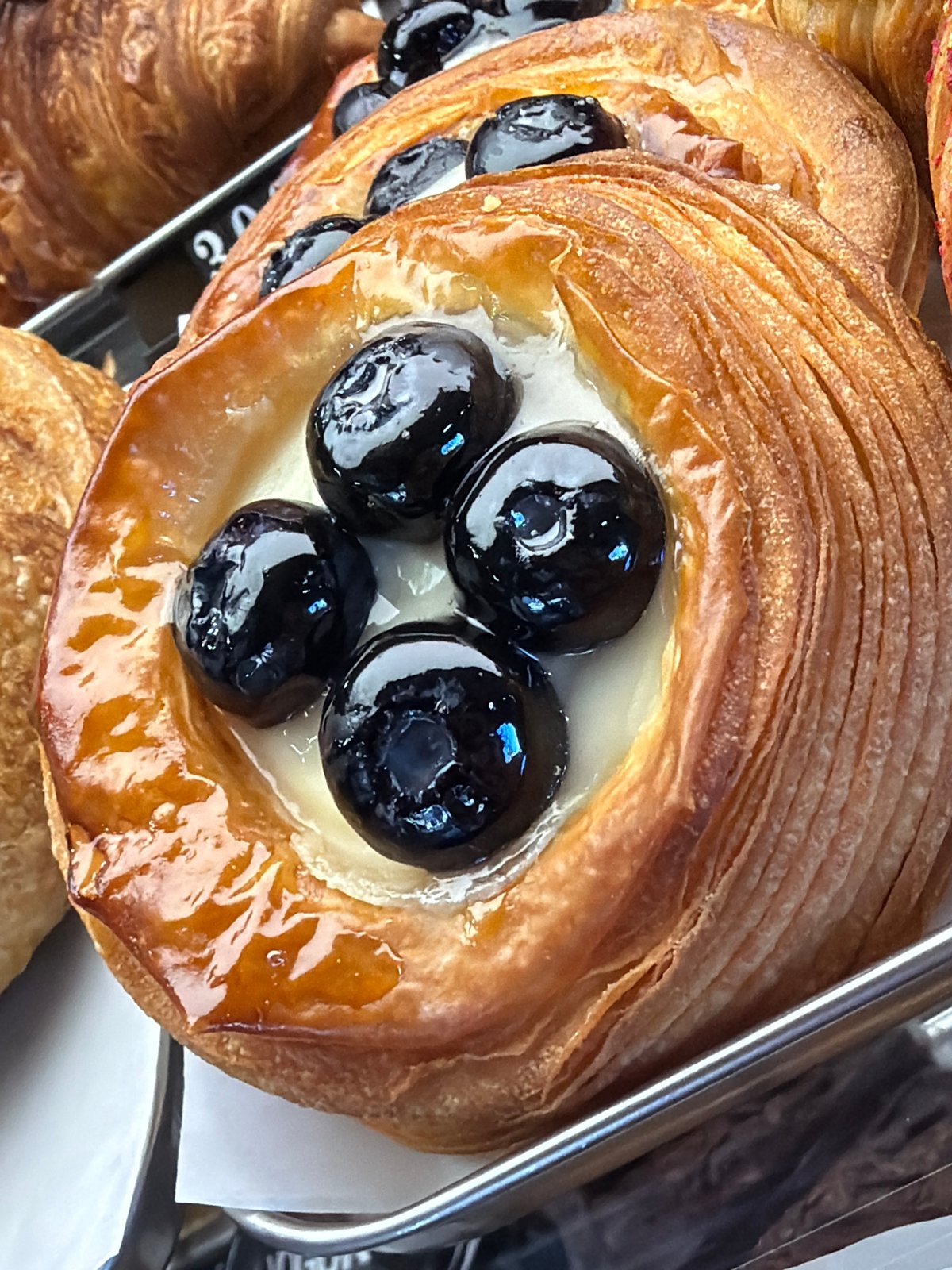 Morning bakery visit captured in Izhevsk, Russia