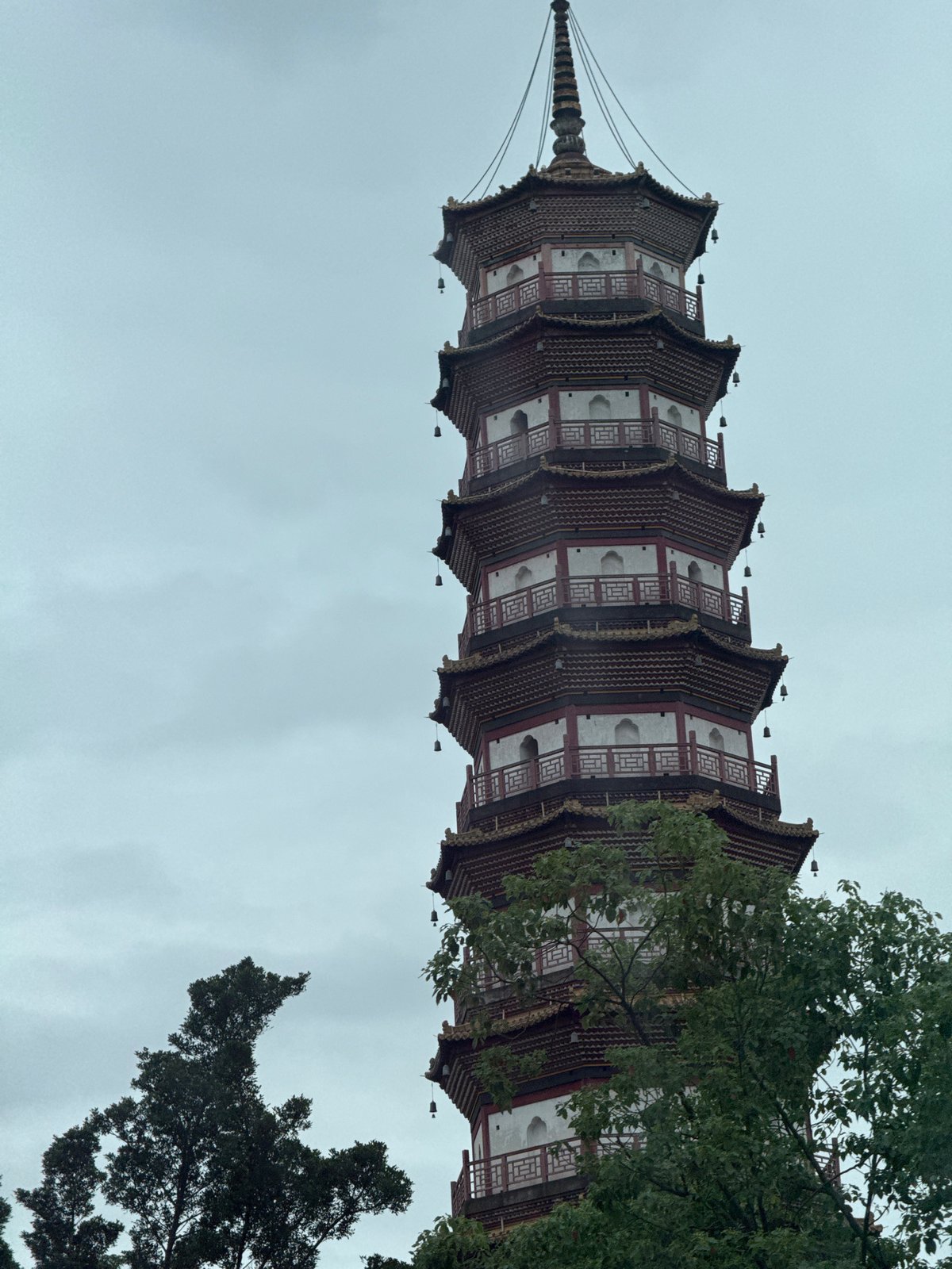 Morning traffic flows through Haizhu District, Guangzhou