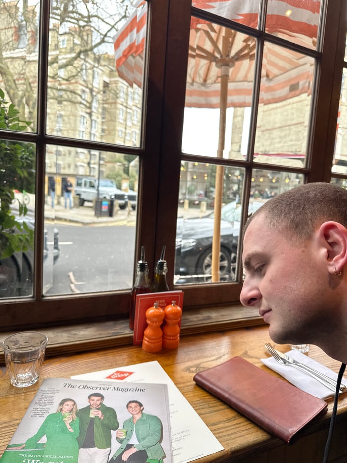 Afternoon dining and street scenes documented in London's Pimlico