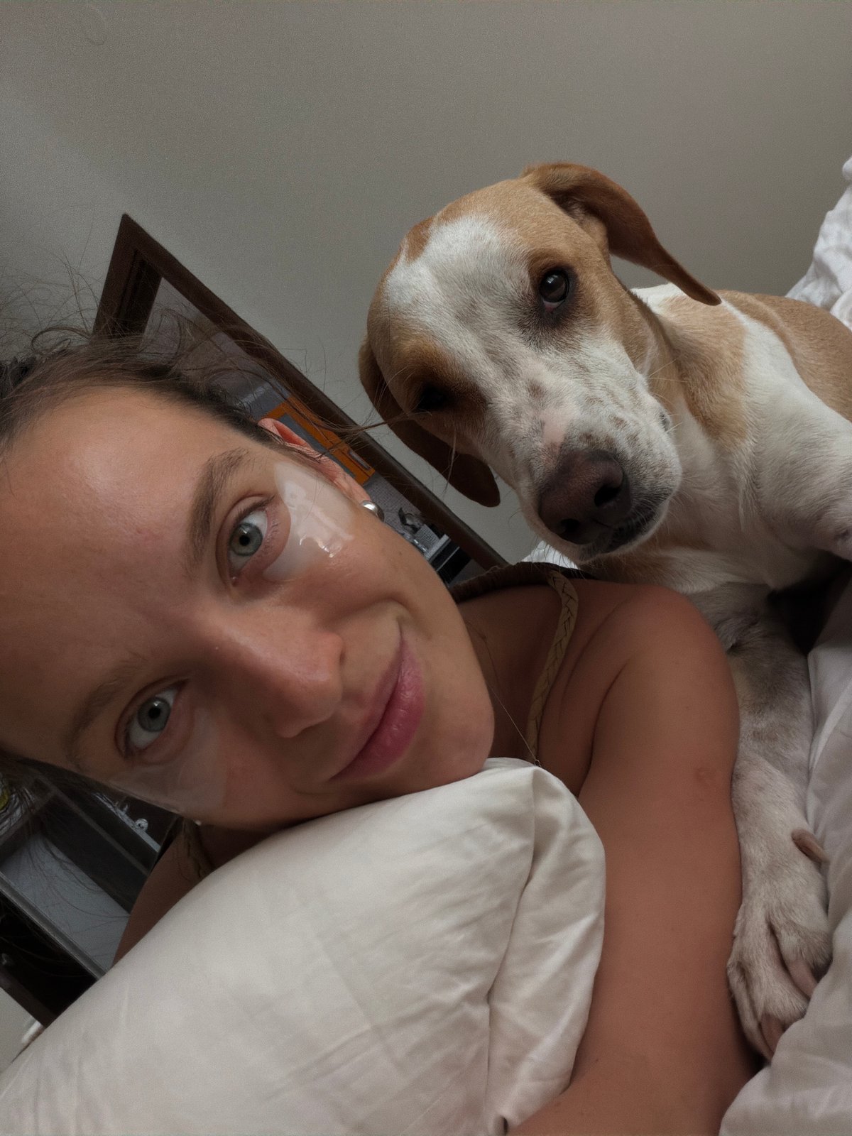 Morning life documented in Budva through personal moments and objects