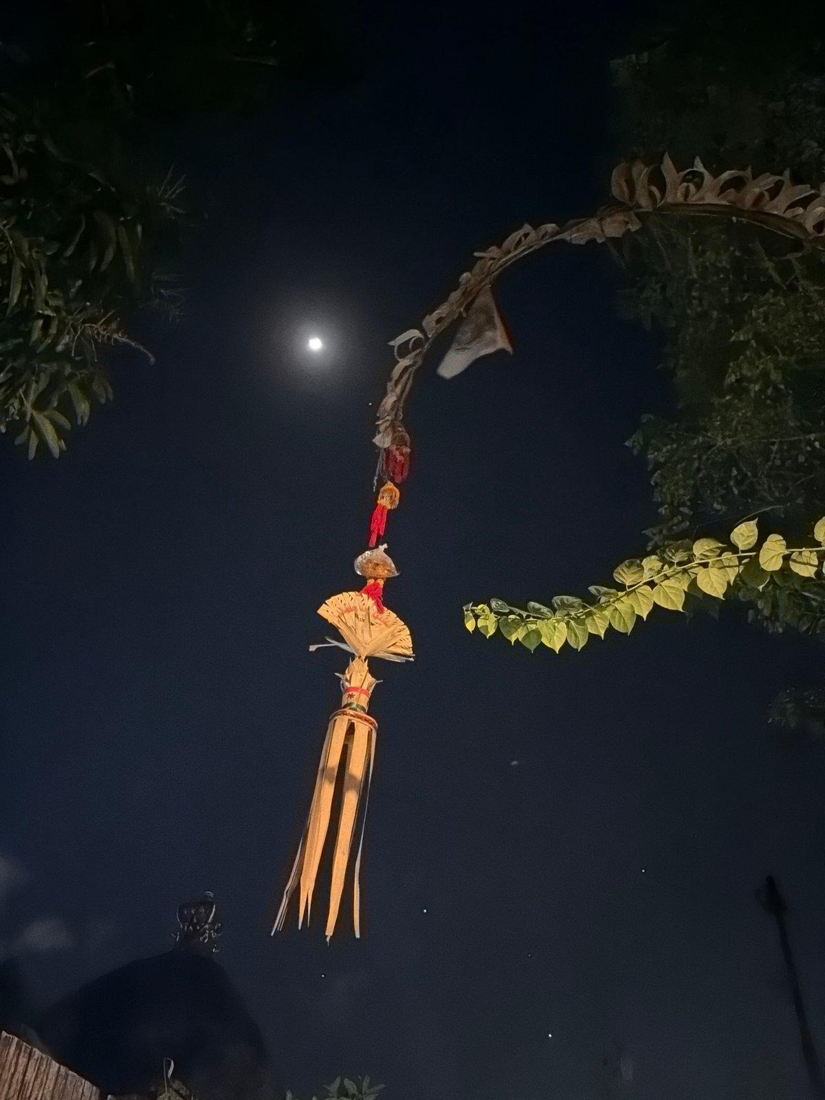Late-night wander through a Balinese resort compound in North Kuta