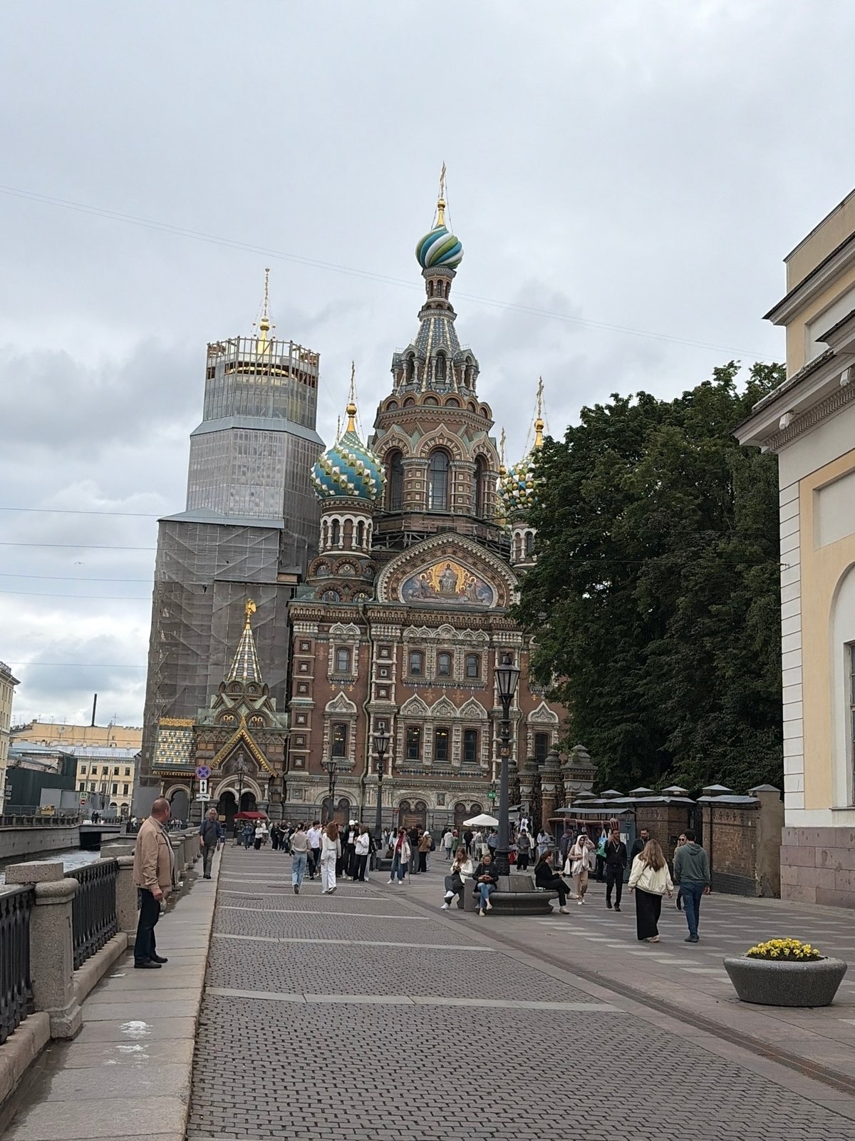 Saint Petersburg canal district and Savior on Spilled Blood up close