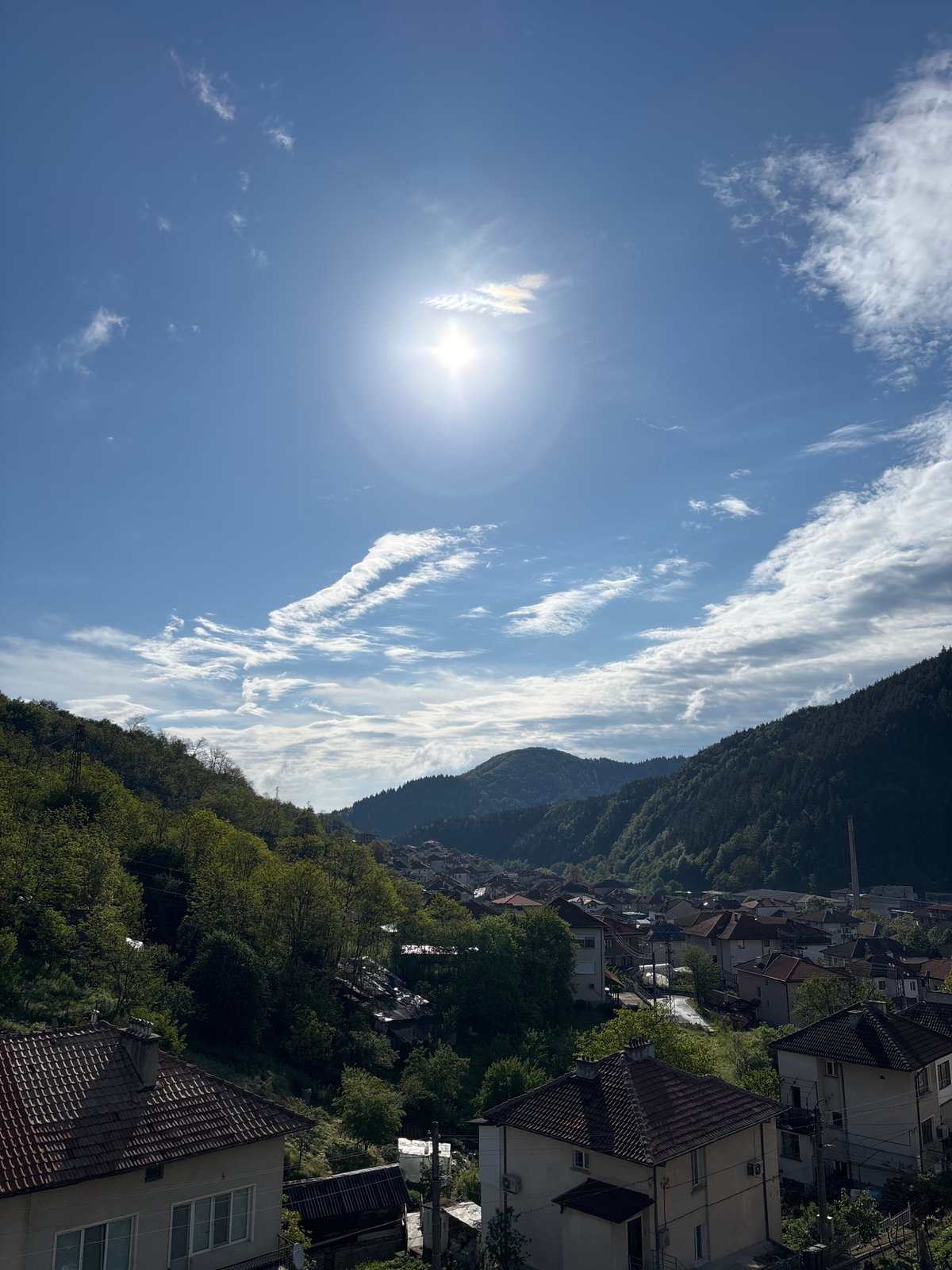 Morning scenes documented across Zlatograd, Bulgaria