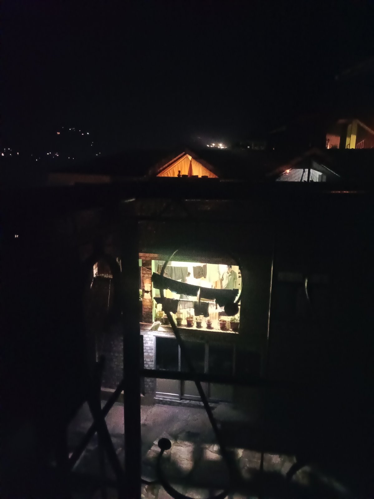 Evening scenes documented around Vashisht village, India