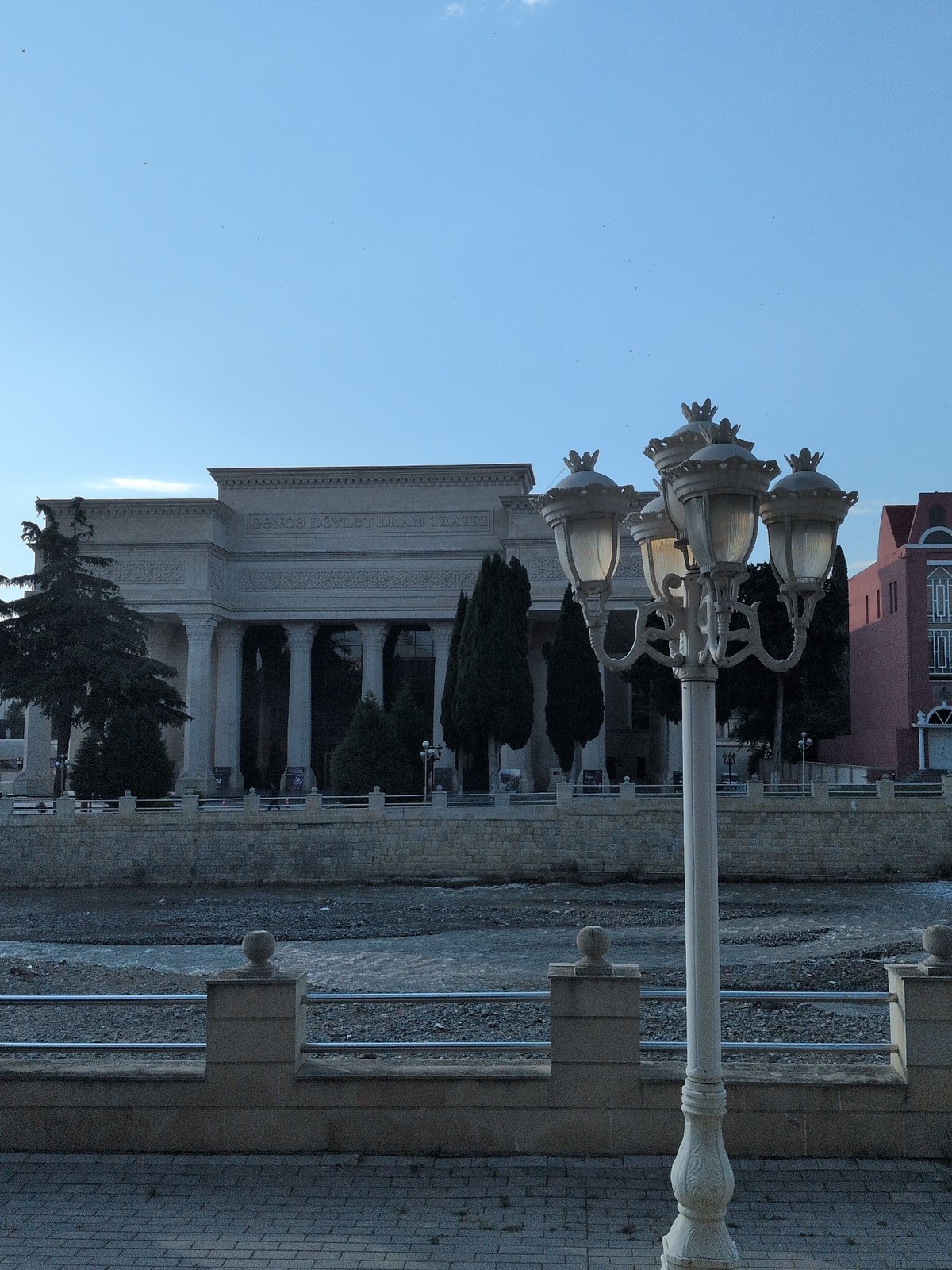 Landmarks of Ganja: theater and clock-towered church