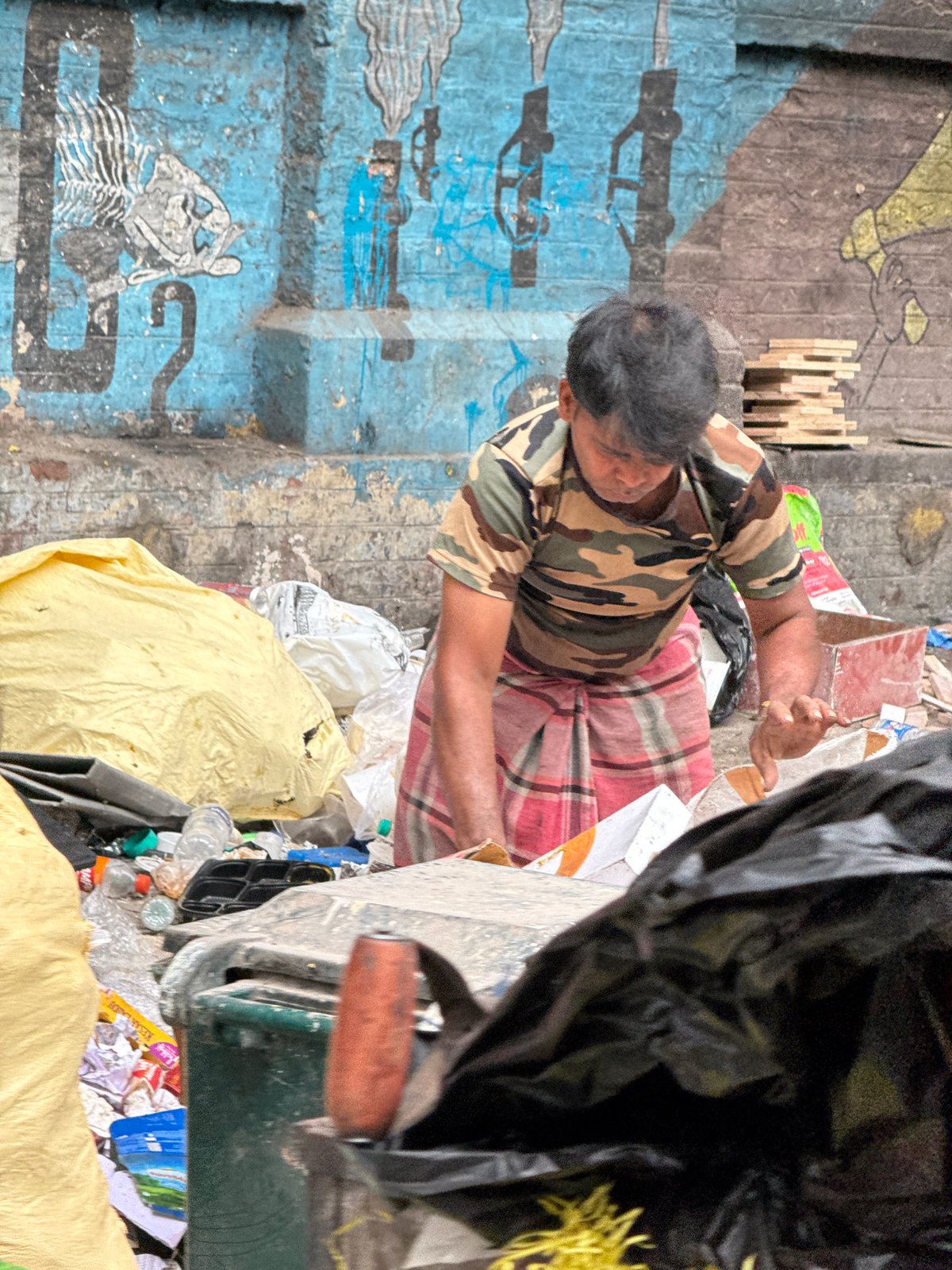 Morning street life documented across Kolkata neighborhoods