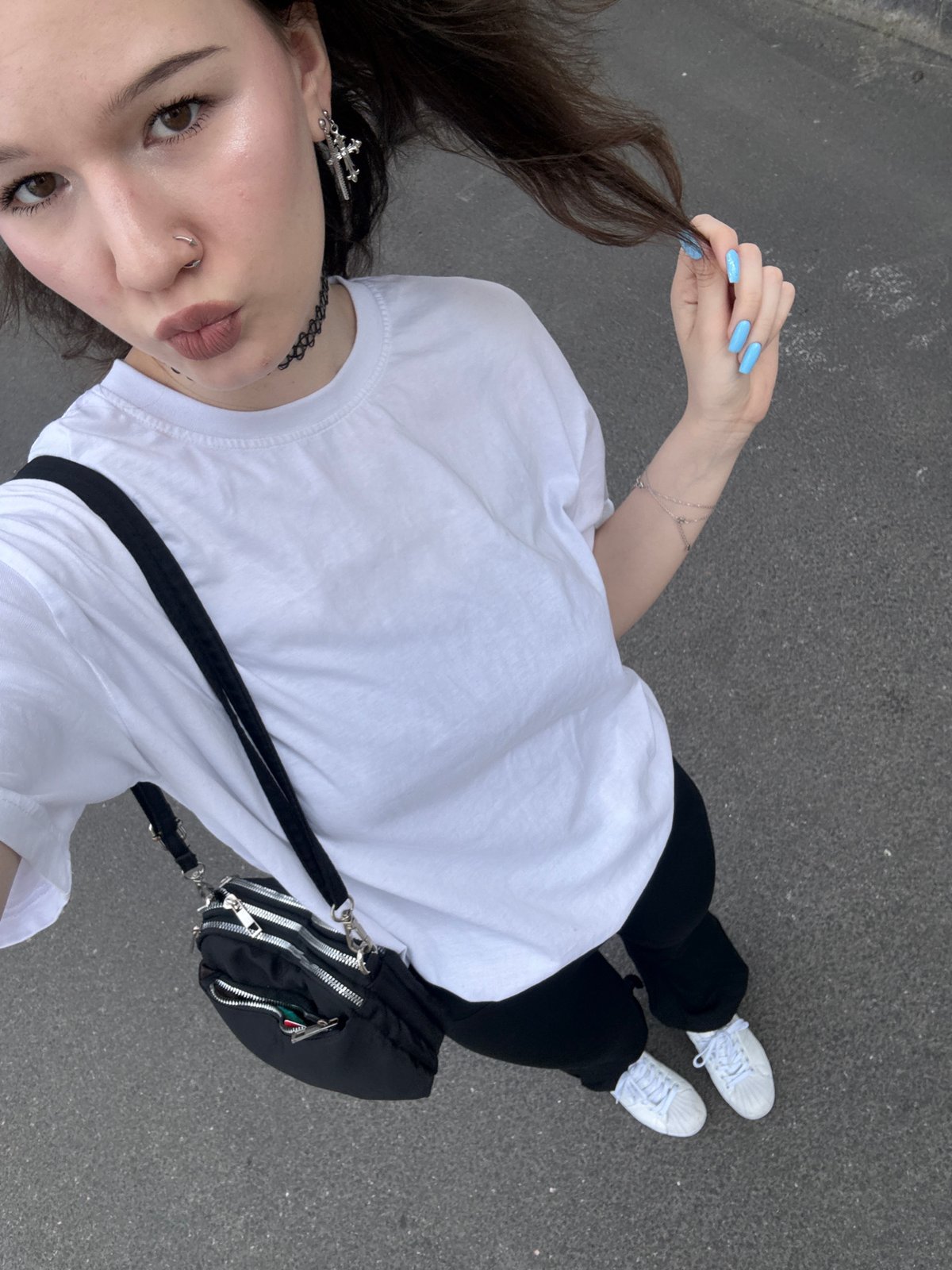 Back-to-back outdoor selfies near Sinyavino, Russia