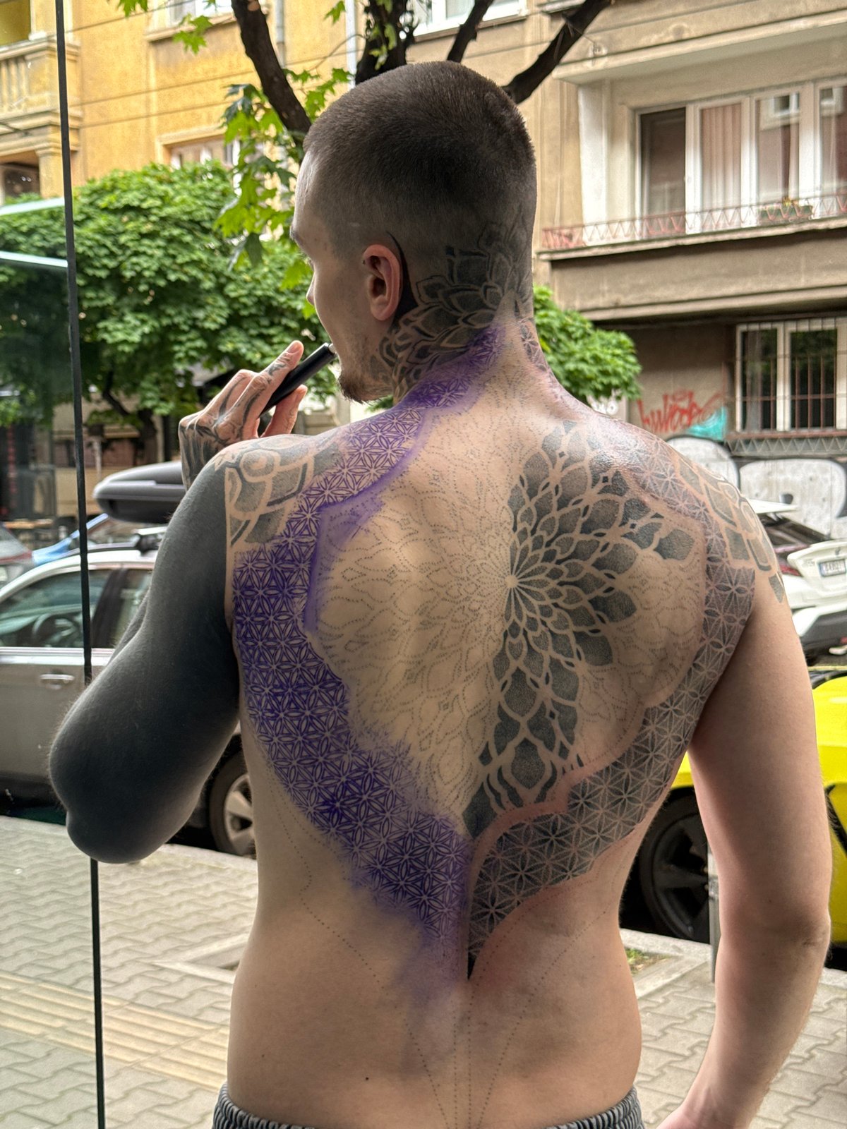 Casual moments captured across Sofia during afternoon walkabout