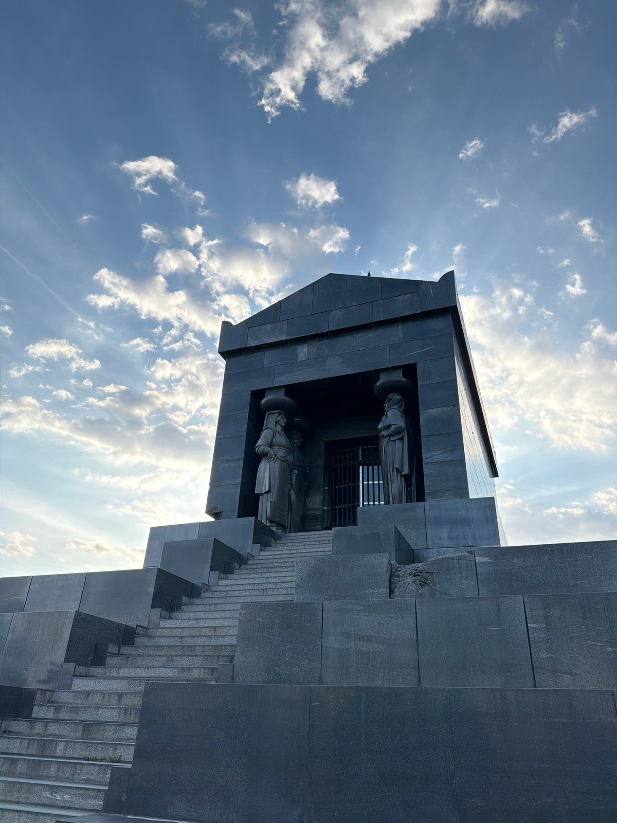 Witness documents war memorials in Vozdovac, Serbia
