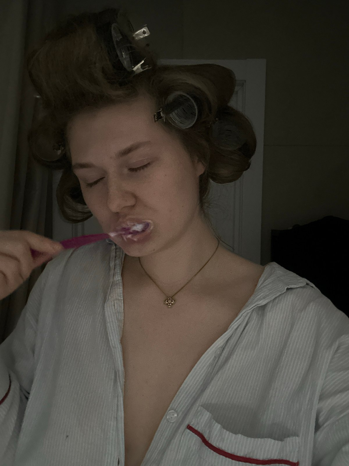 Woman documents evening routine in Kazan home bathroom