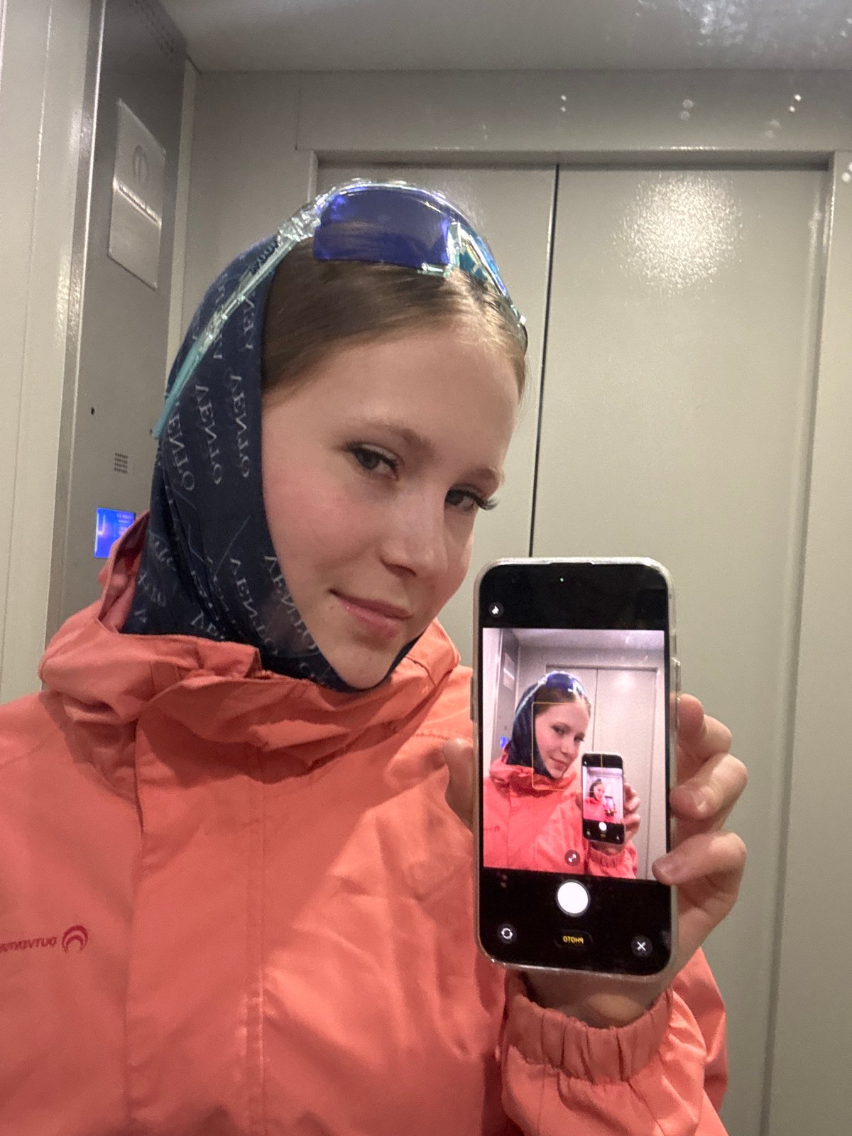 Morning routine documented in Chaikovsky includes beauty, chores, snacks