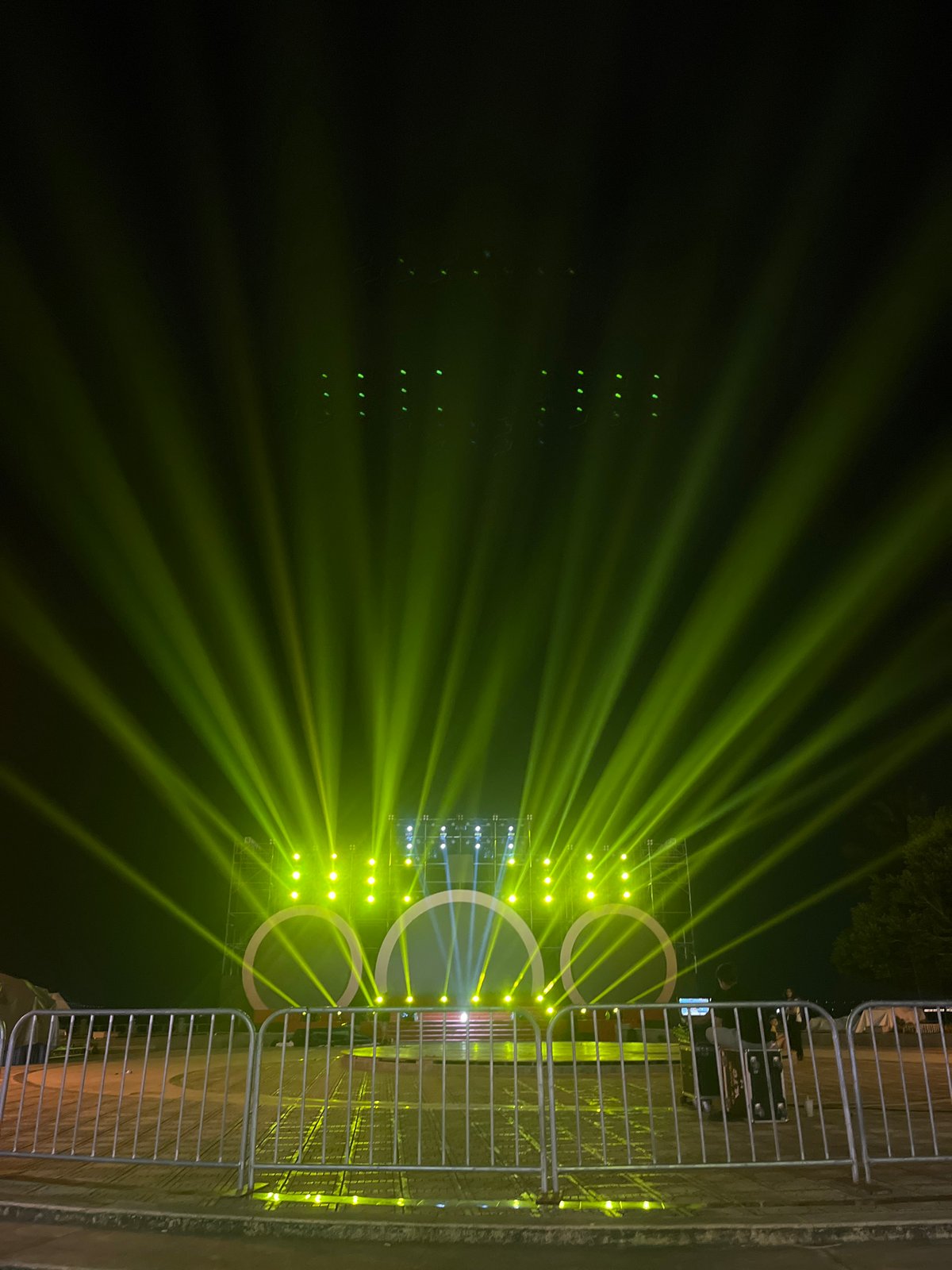 Nha Trang beachfront nights: stages, skylines, and promenade life