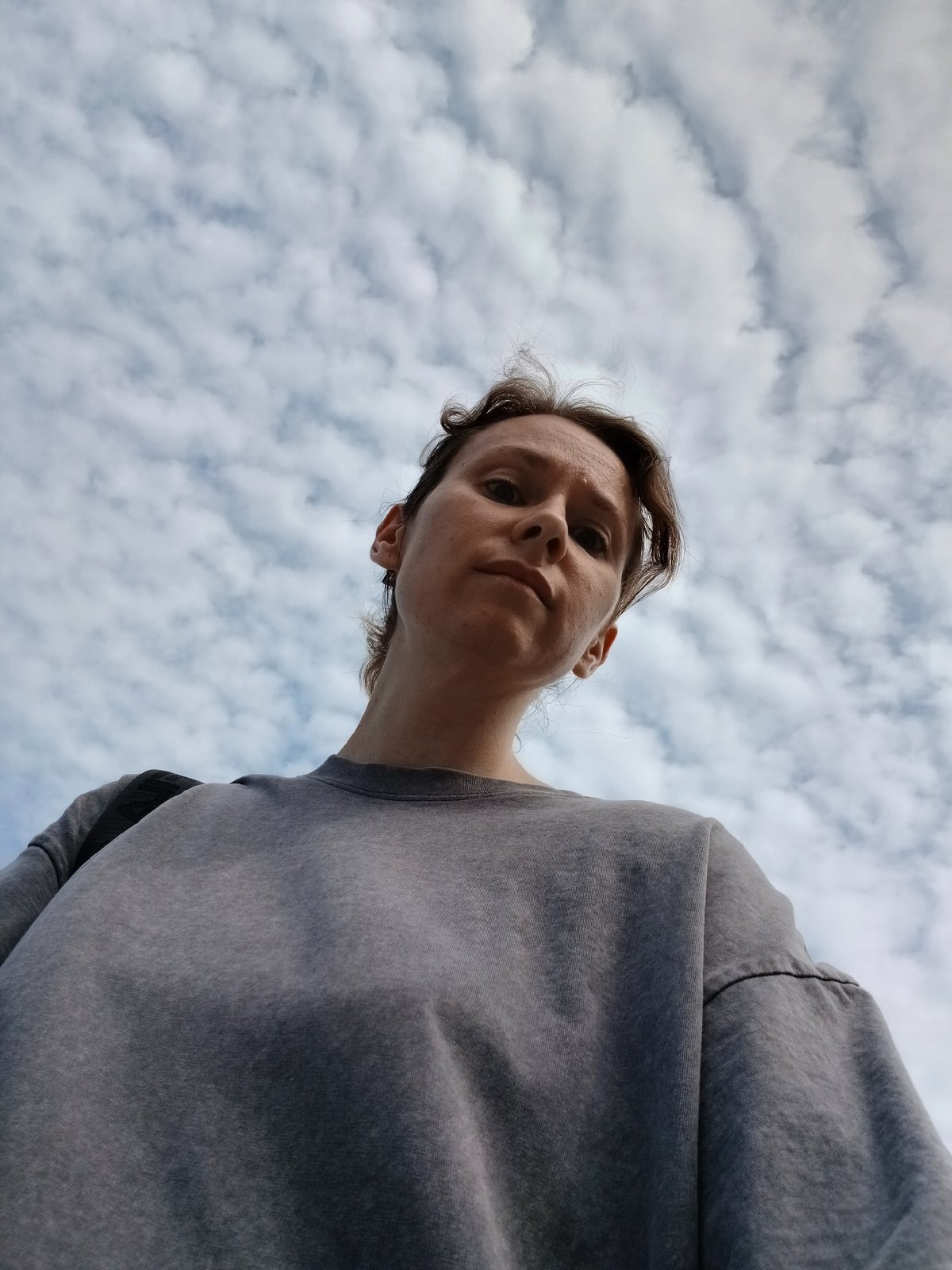 Overcast morning portraits and wet streets in Yekaterinburg