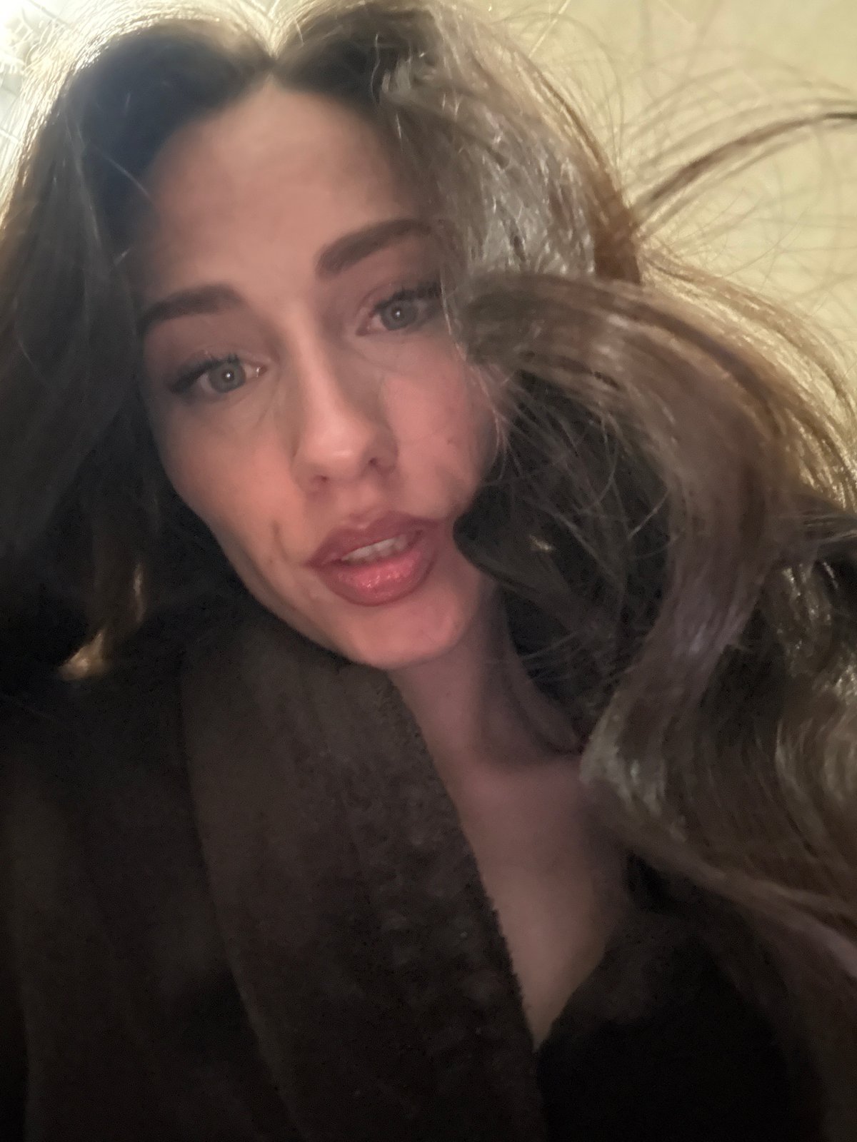 Casual afternoon moments documented in Saint Petersburg home