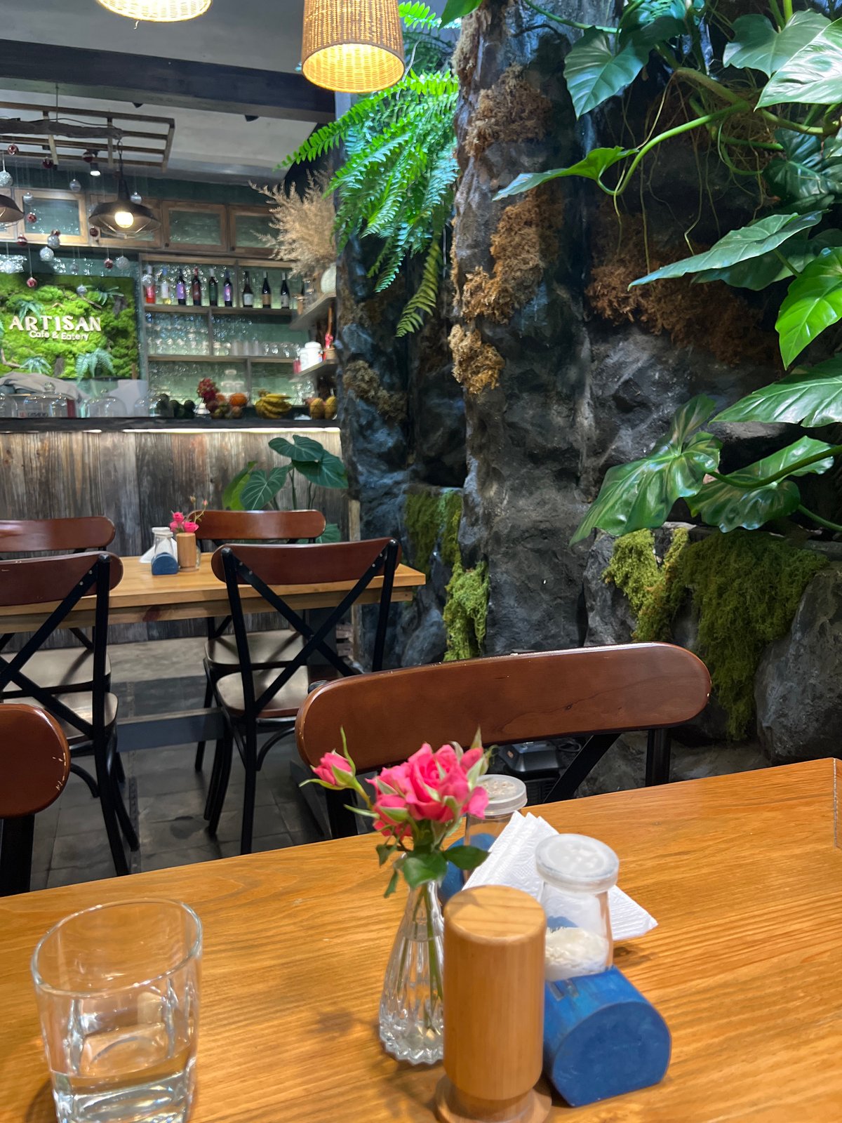 Diner captures meal and ambiance at Nha Trang cafe