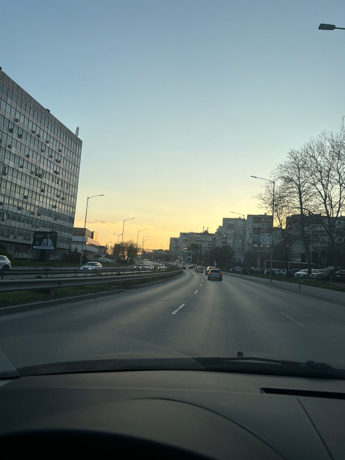 Evening drive and basketball court visit documented in Varna