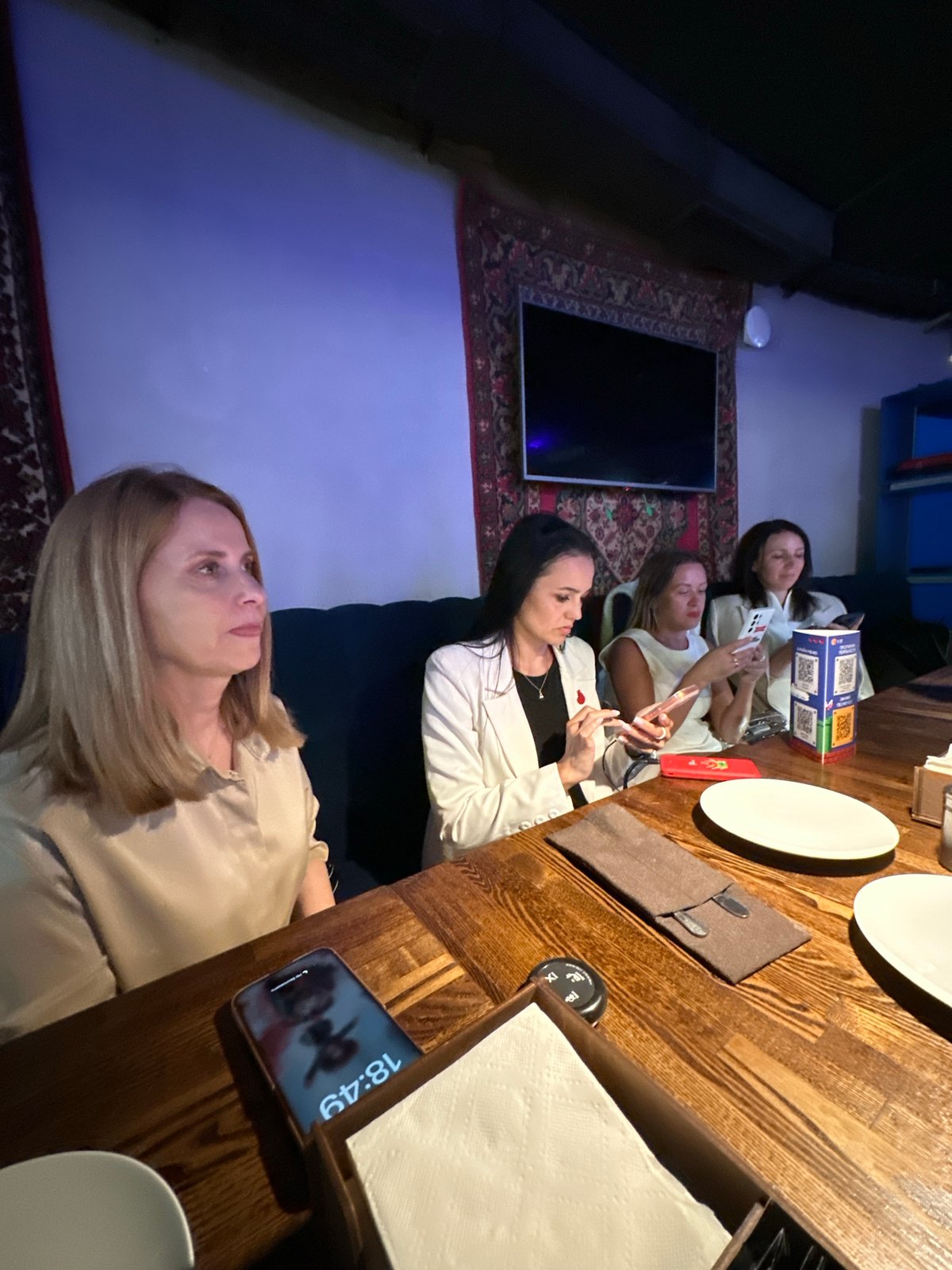 Moscow nightclub interior documented by witness