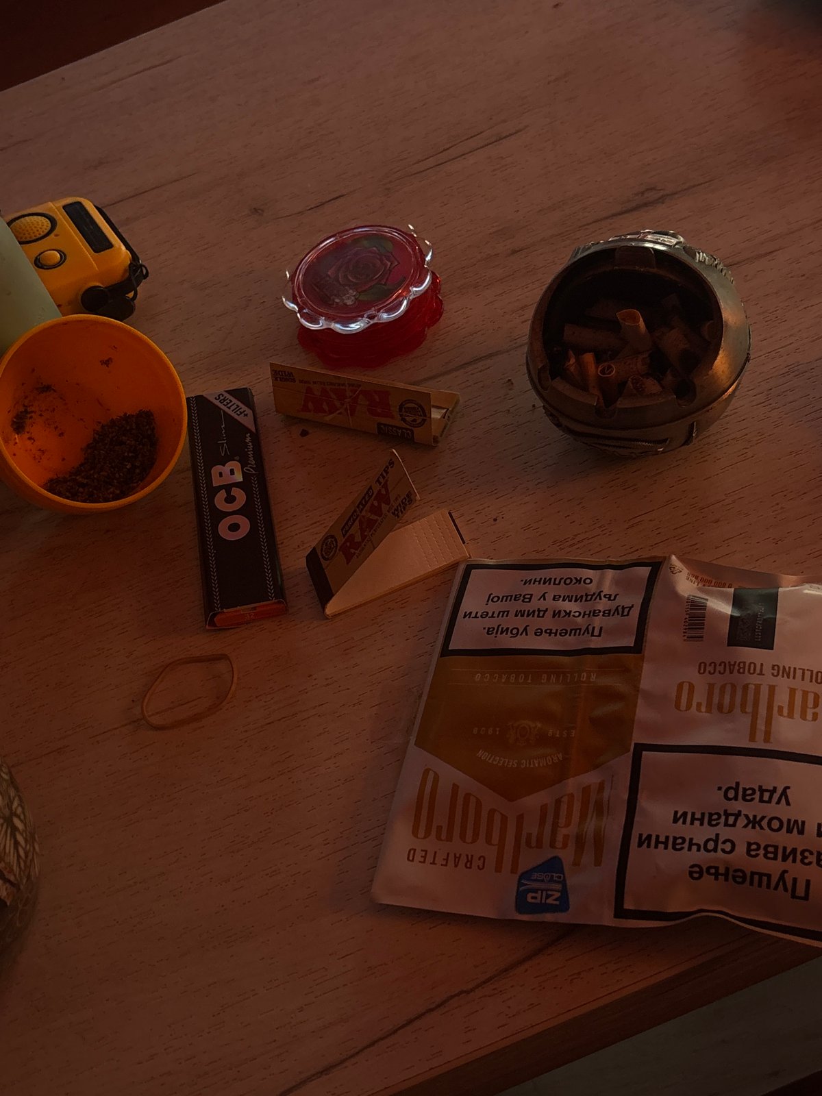Smoking materials documented on table in Belgrade suburb