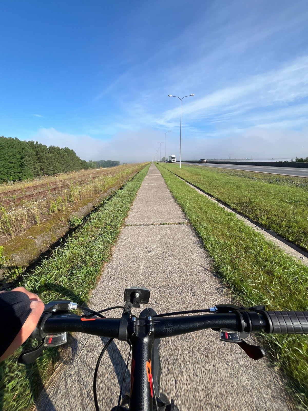 Bike ride and car selfies on a sunny day in Chaikovsky