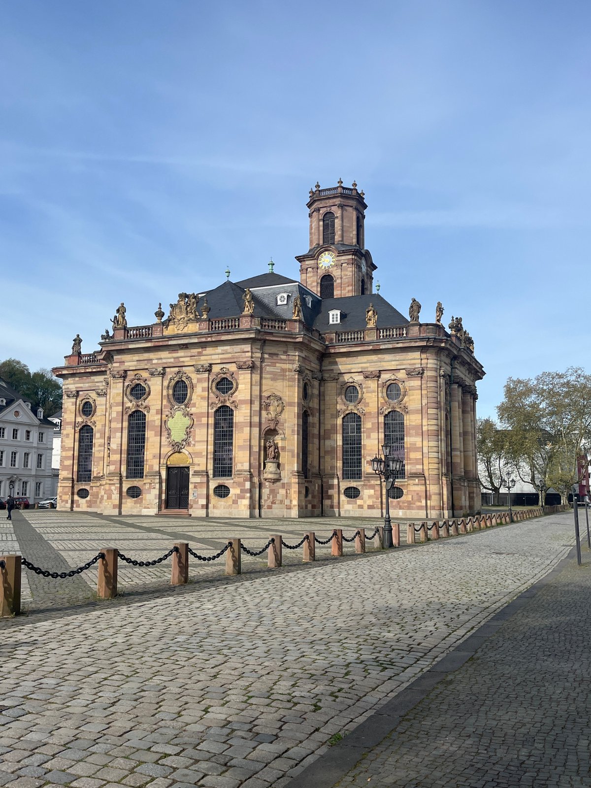 Morning photos capture Baroque Ludwigskirche church in Saarbrücken