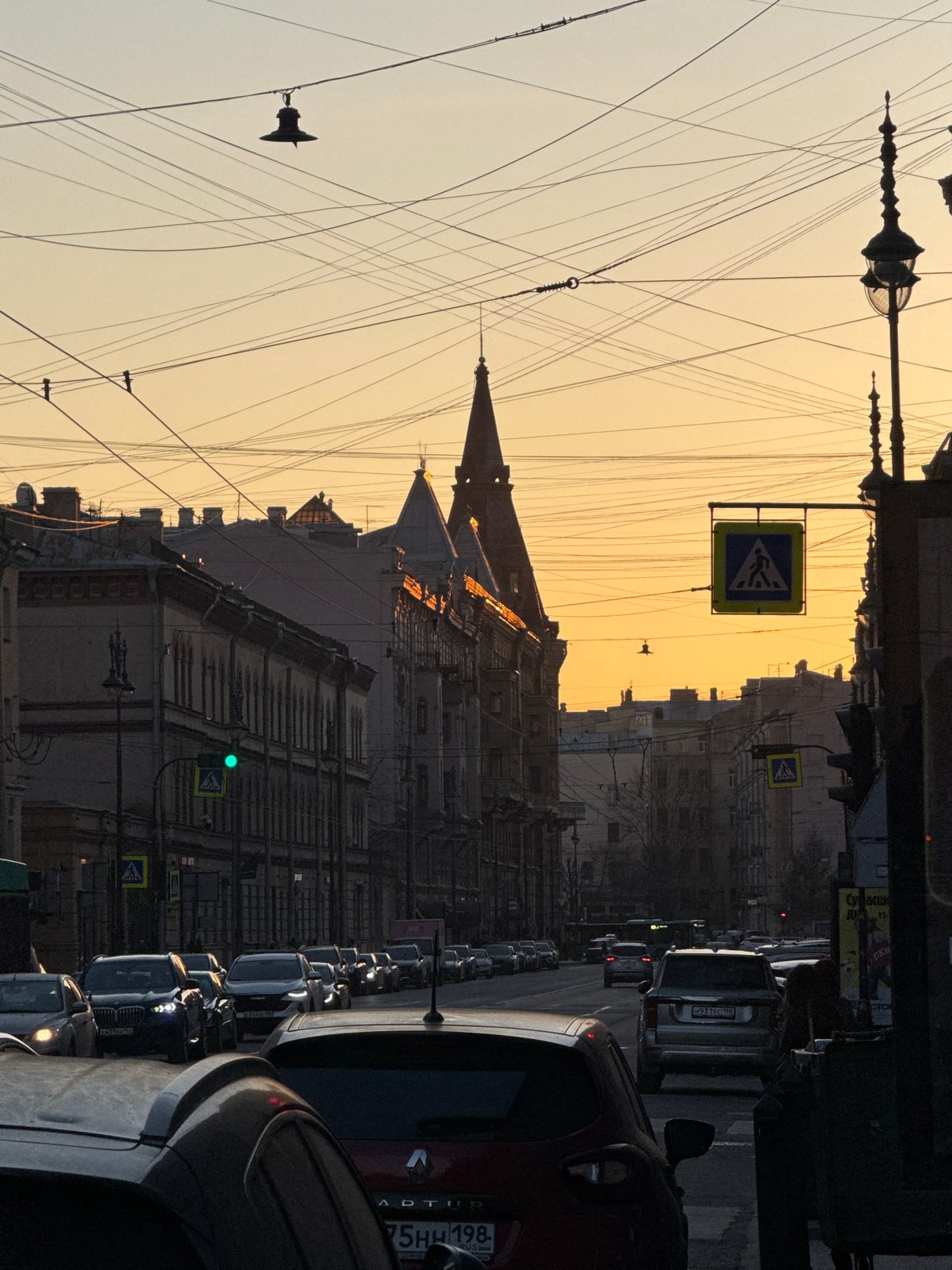 Evening commute scenes documented across Saint Petersburg metro and streets