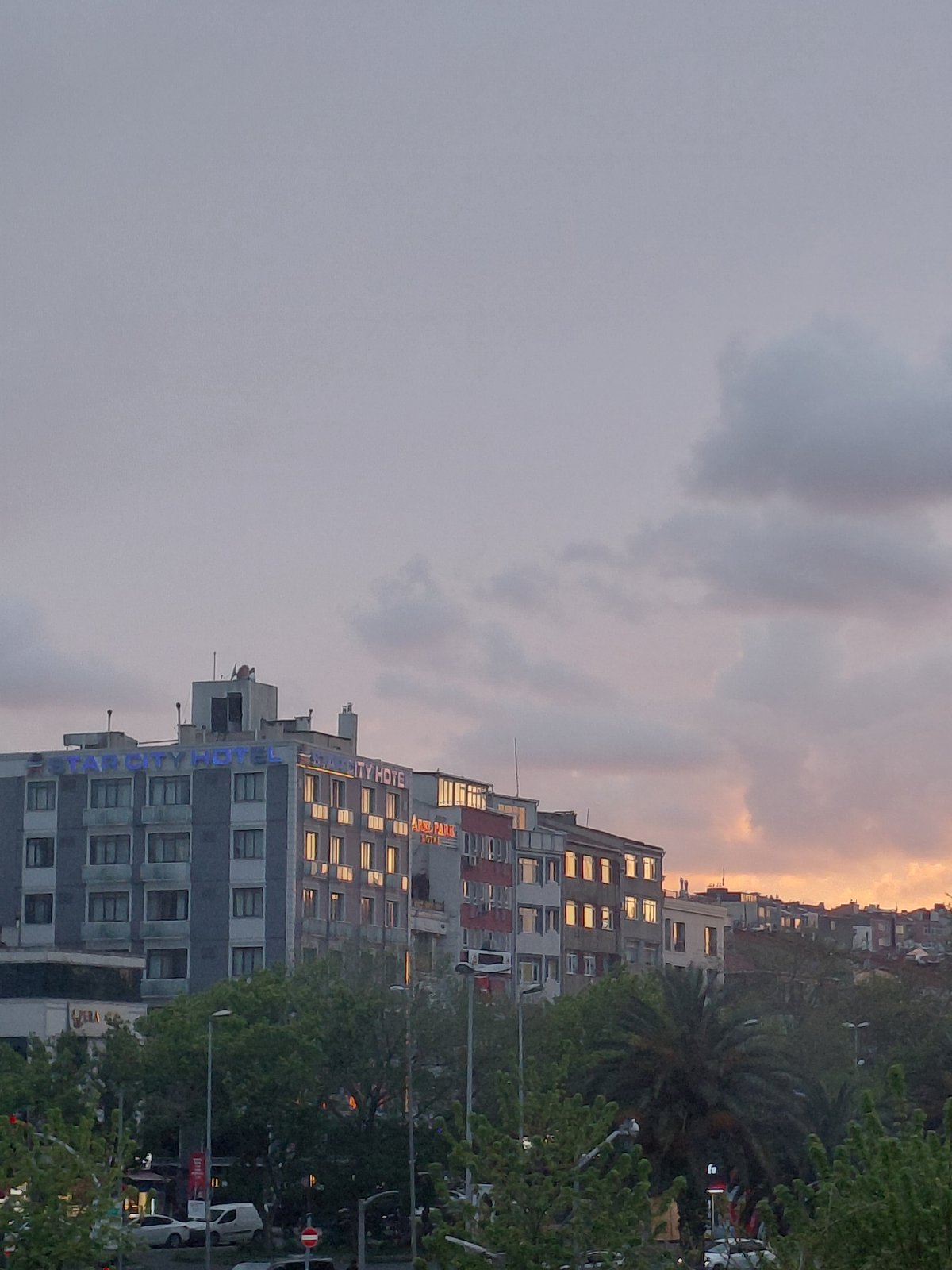 Istanbul street life observed during evening rush hour