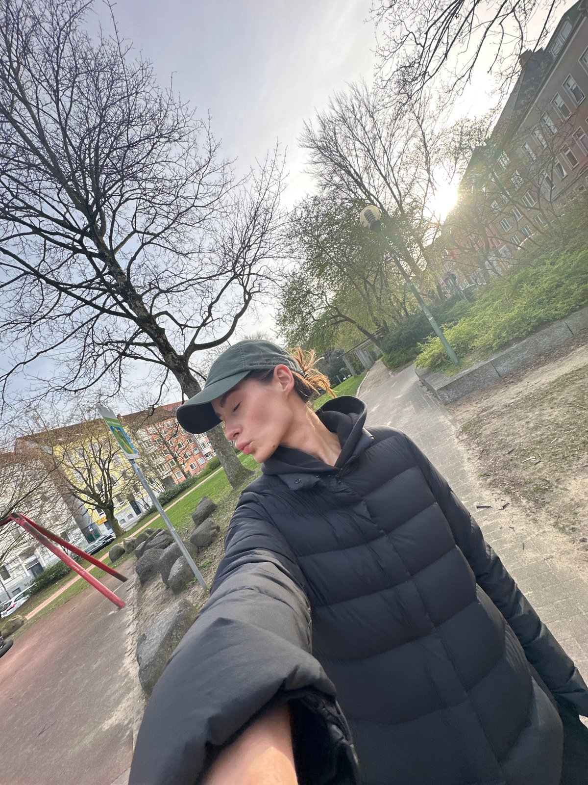 Person spotted at playground and street locations in Kiel
