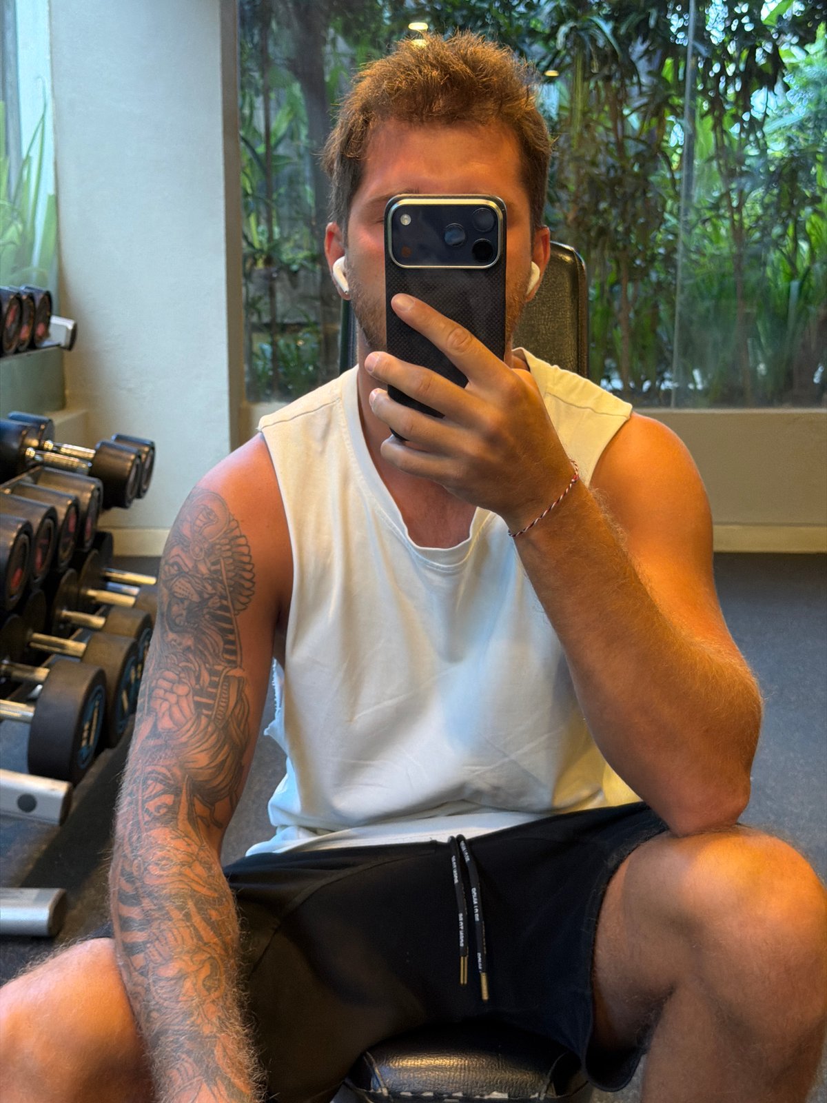 Morning workout session captured at Kuta gym facility