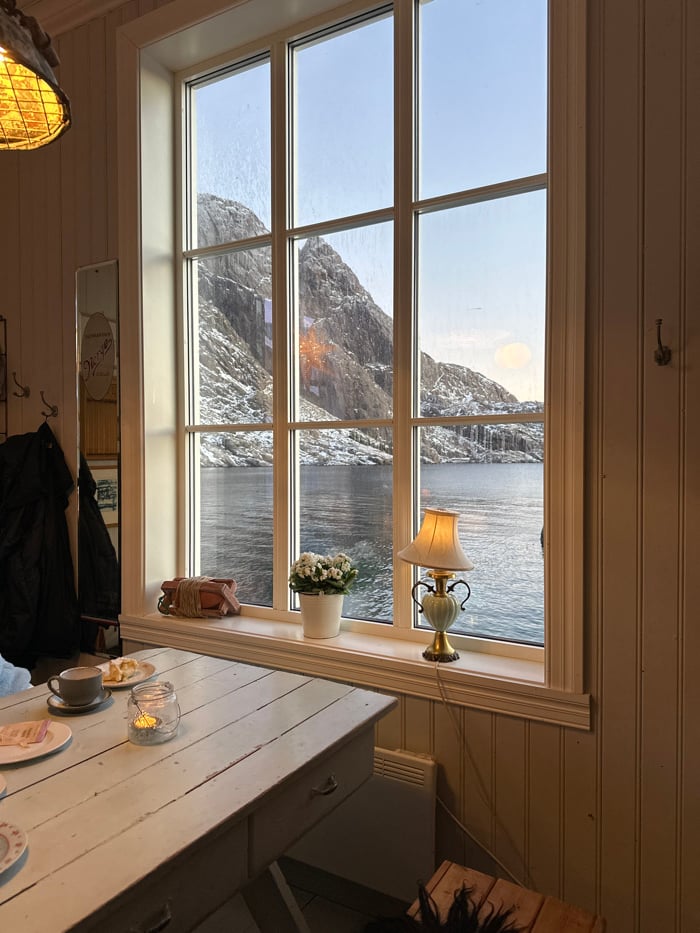 Winter scenes documented in Ramberg, Norway art space