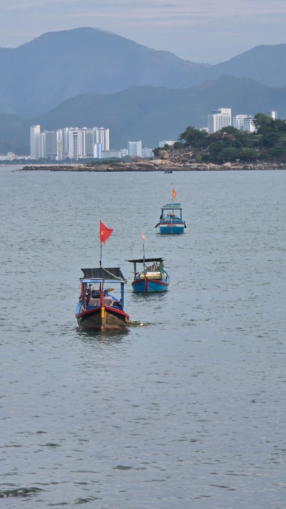 Morning scenes of daily life captured in Bac Nha Trang