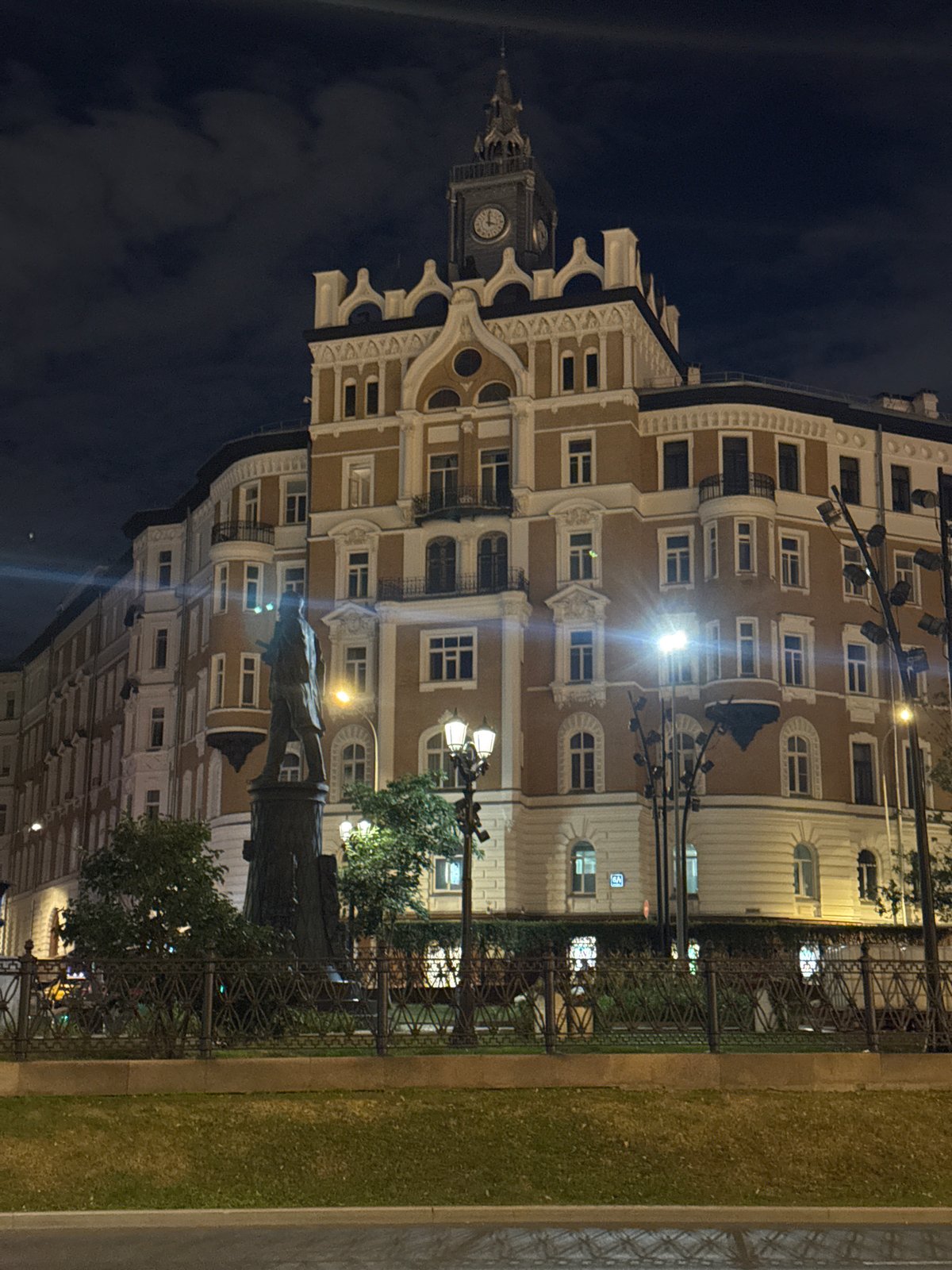 Nighttime landmarks around central Moscow's Tverskaya area