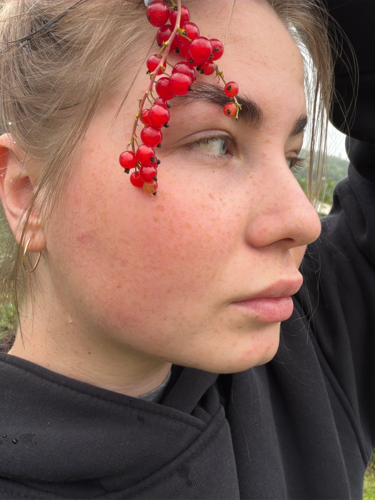 Summer berry picking and garden portraits in Уральское, Russia