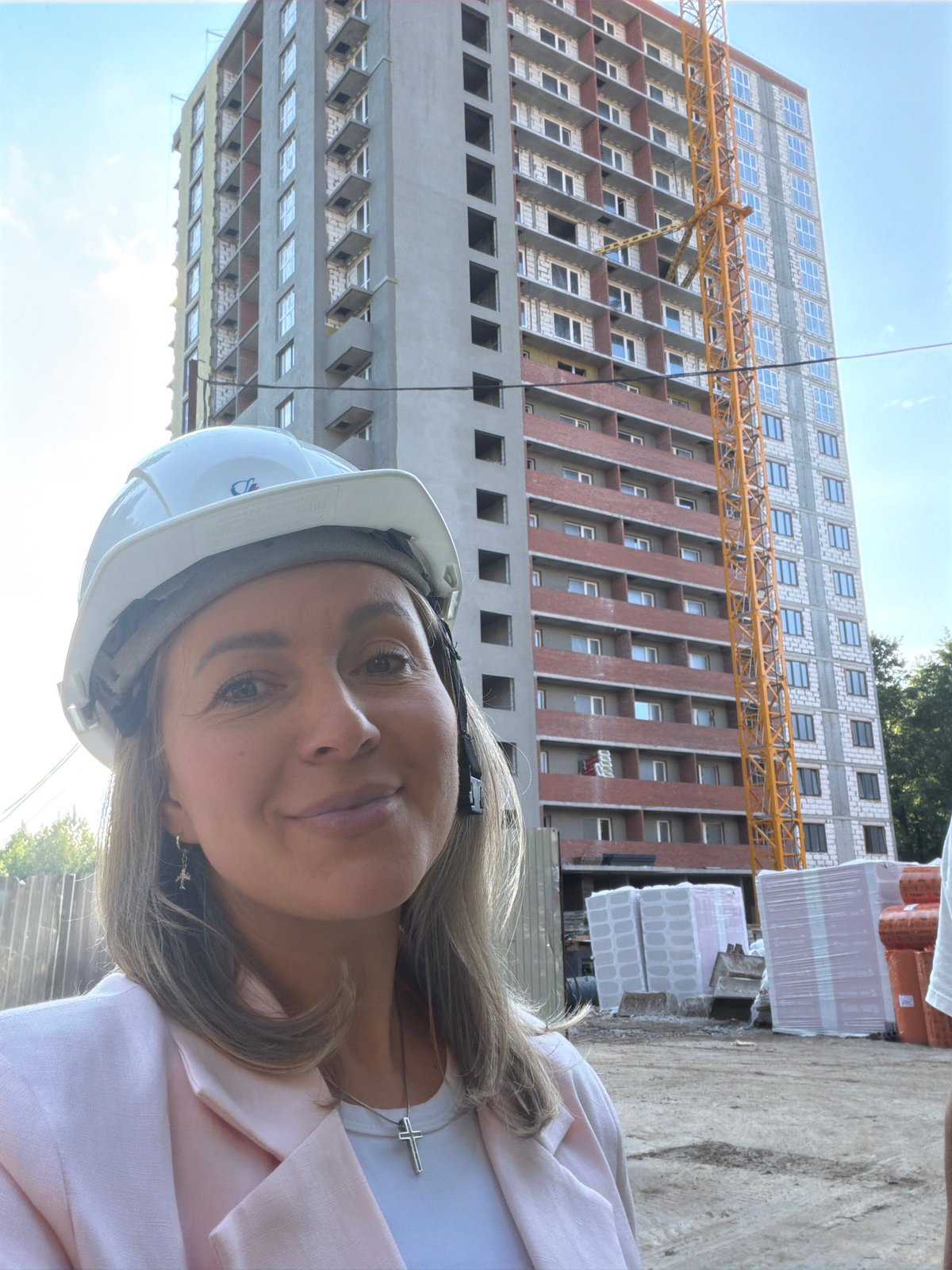 Ordinary summer afternoon around Chaikovsky, construction and all