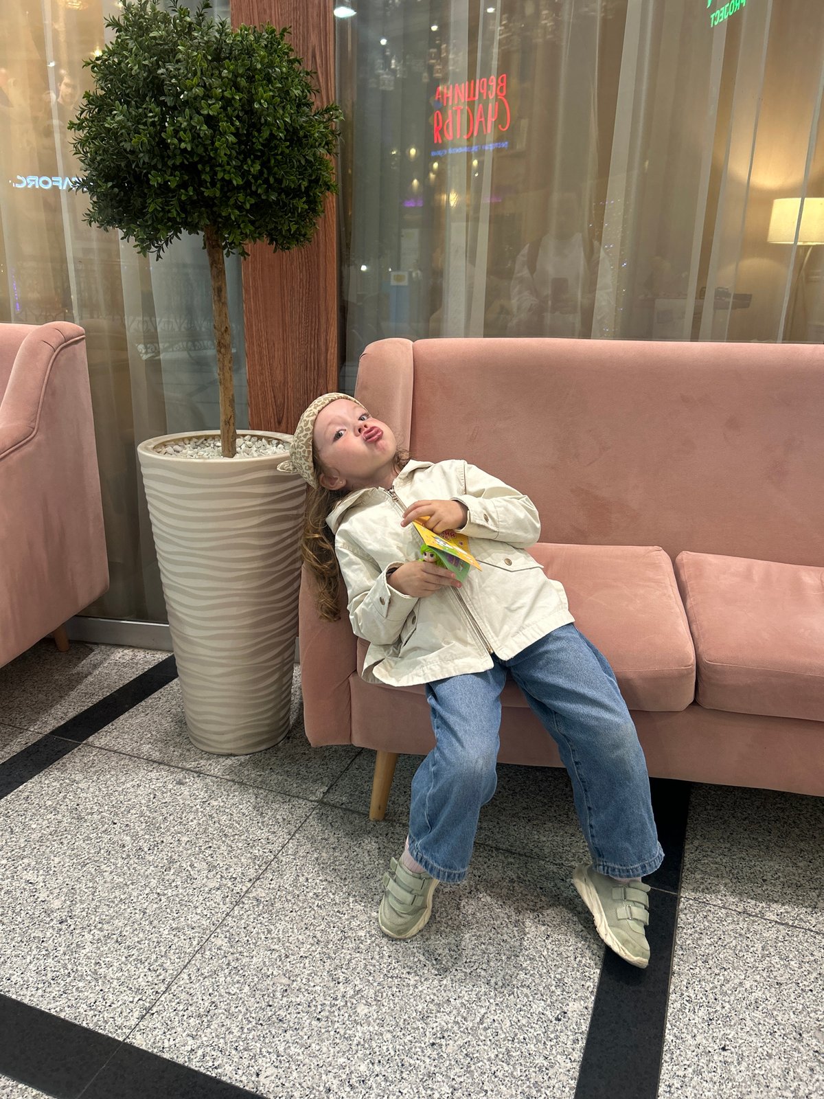 Casual indoor moments captured across Yekaterinburg locations Tuesday afternoon