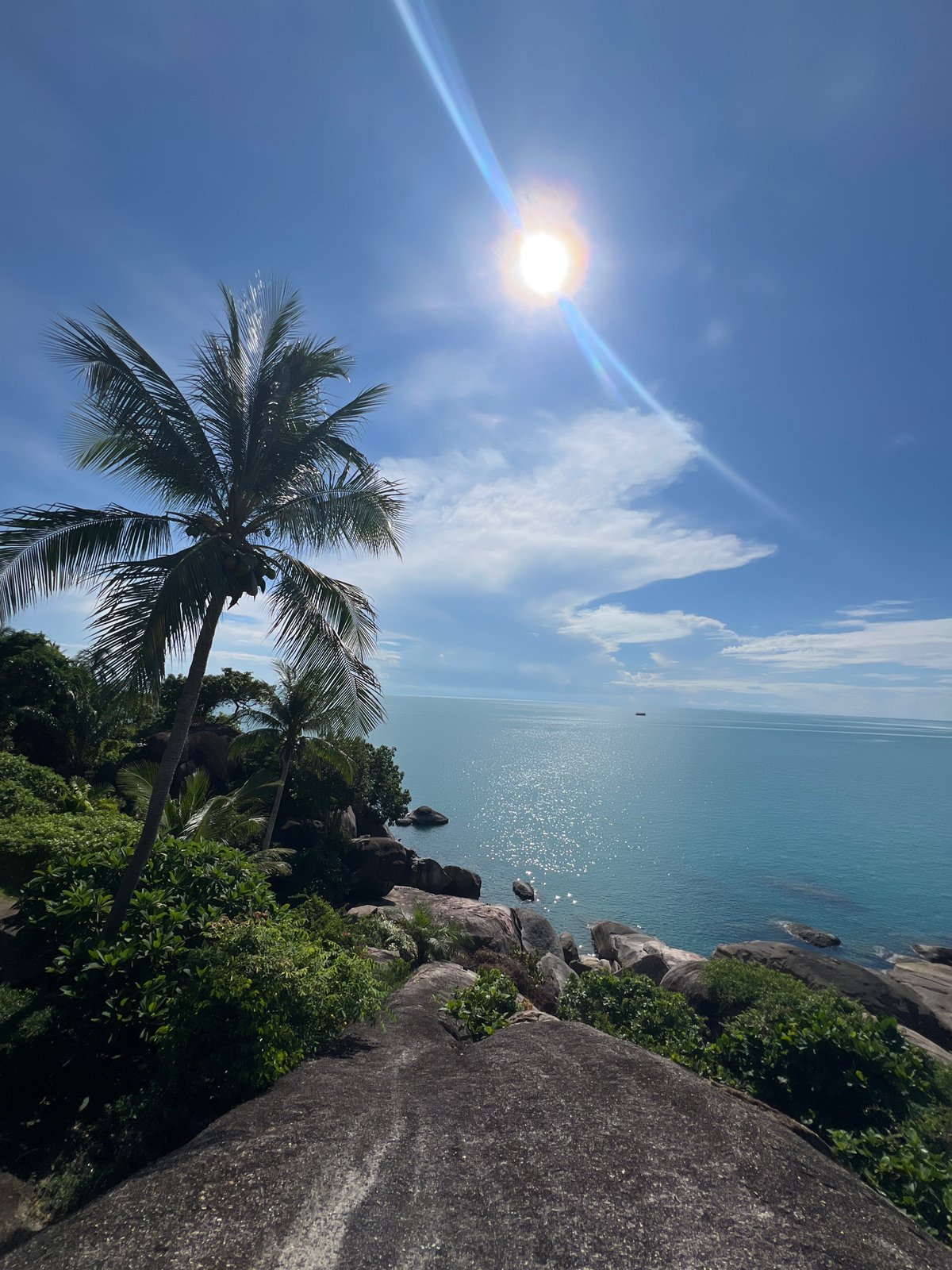 Sunny afternoon on the rocky coast of Baan Chaweng Noi