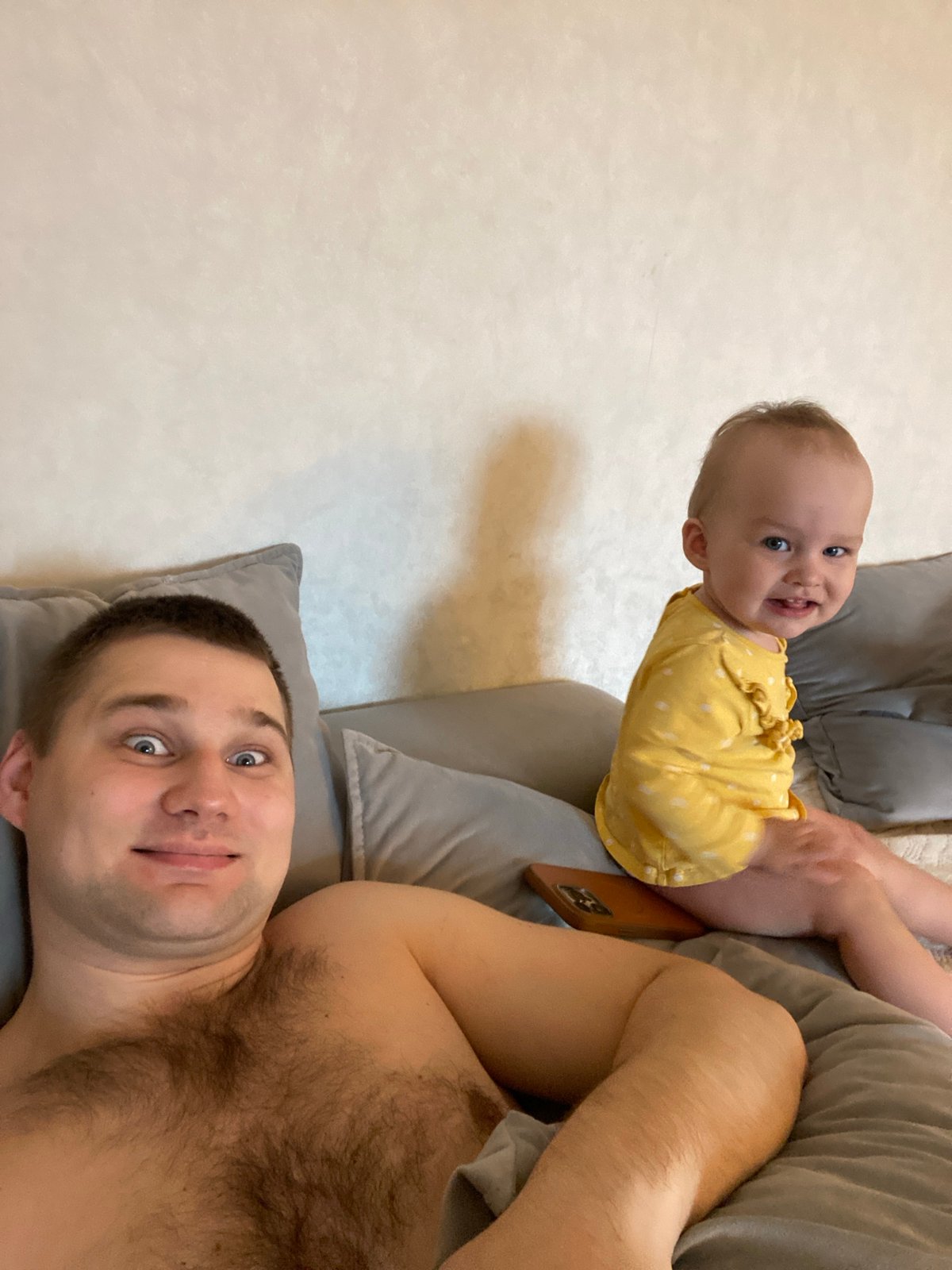 Early morning family moments and nature scenes documented in Chaikovsky