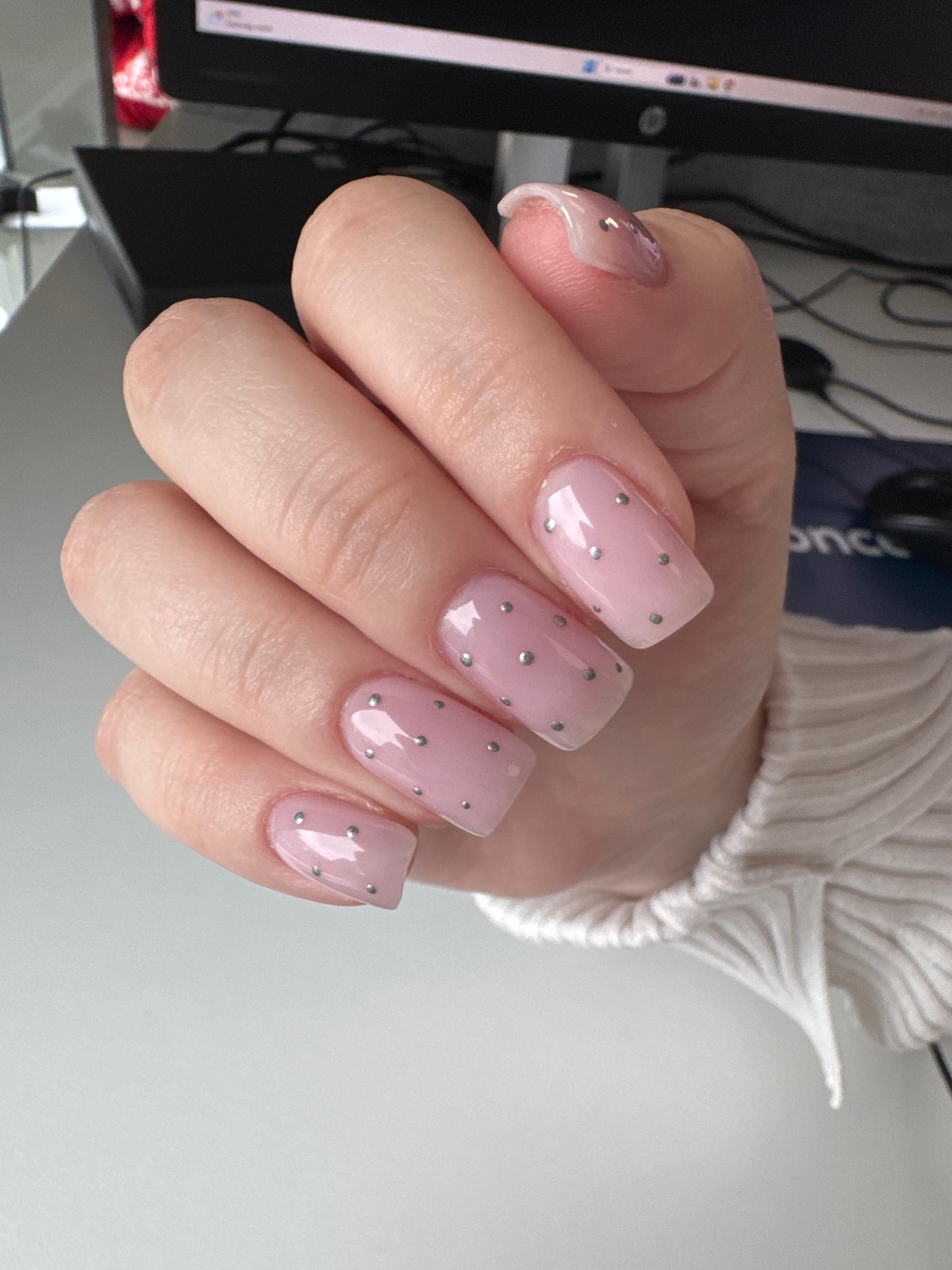 Tallinn morning: nail art and construction work