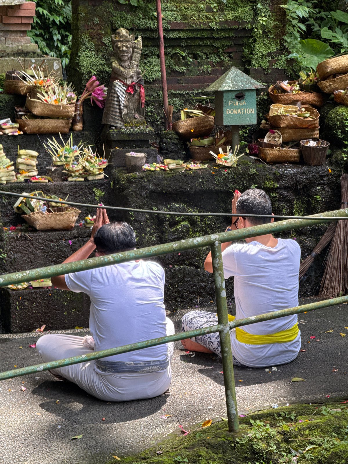 Morning prayers observed at Tegallalang temple in Indonesia