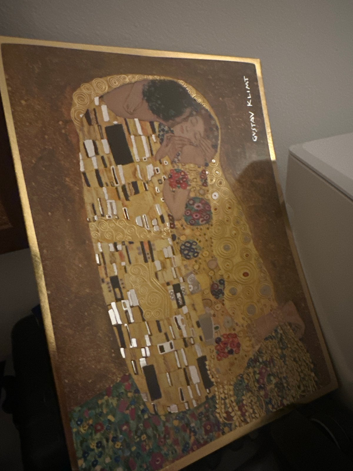 Framed artworks including Klimt reproduction spotted in Sofia
