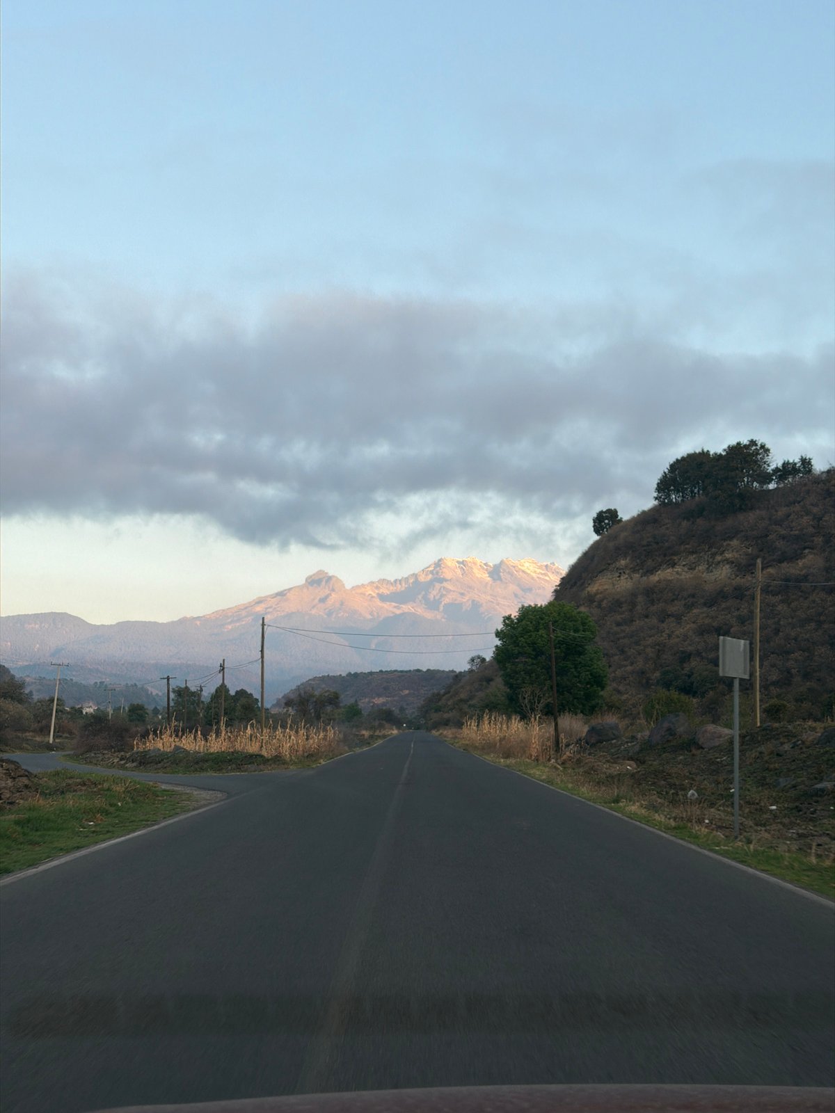 Road to mountains photographed in Santiago Xalitzintla, Mexico