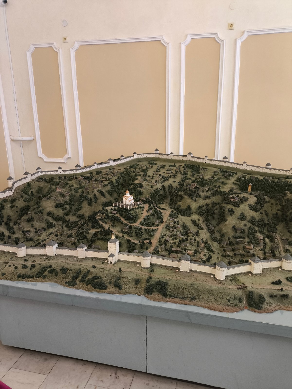 Architectural model of fortified city documented in Smolensk