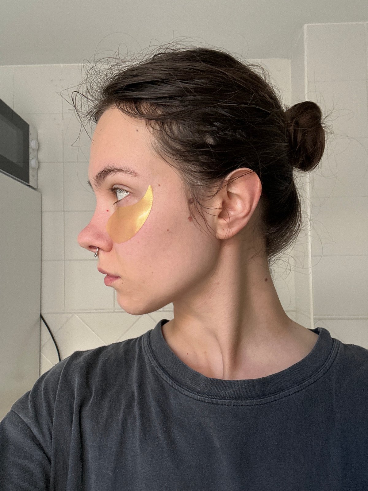 Morning self-care and cooking routine captured in Málaga kitchen