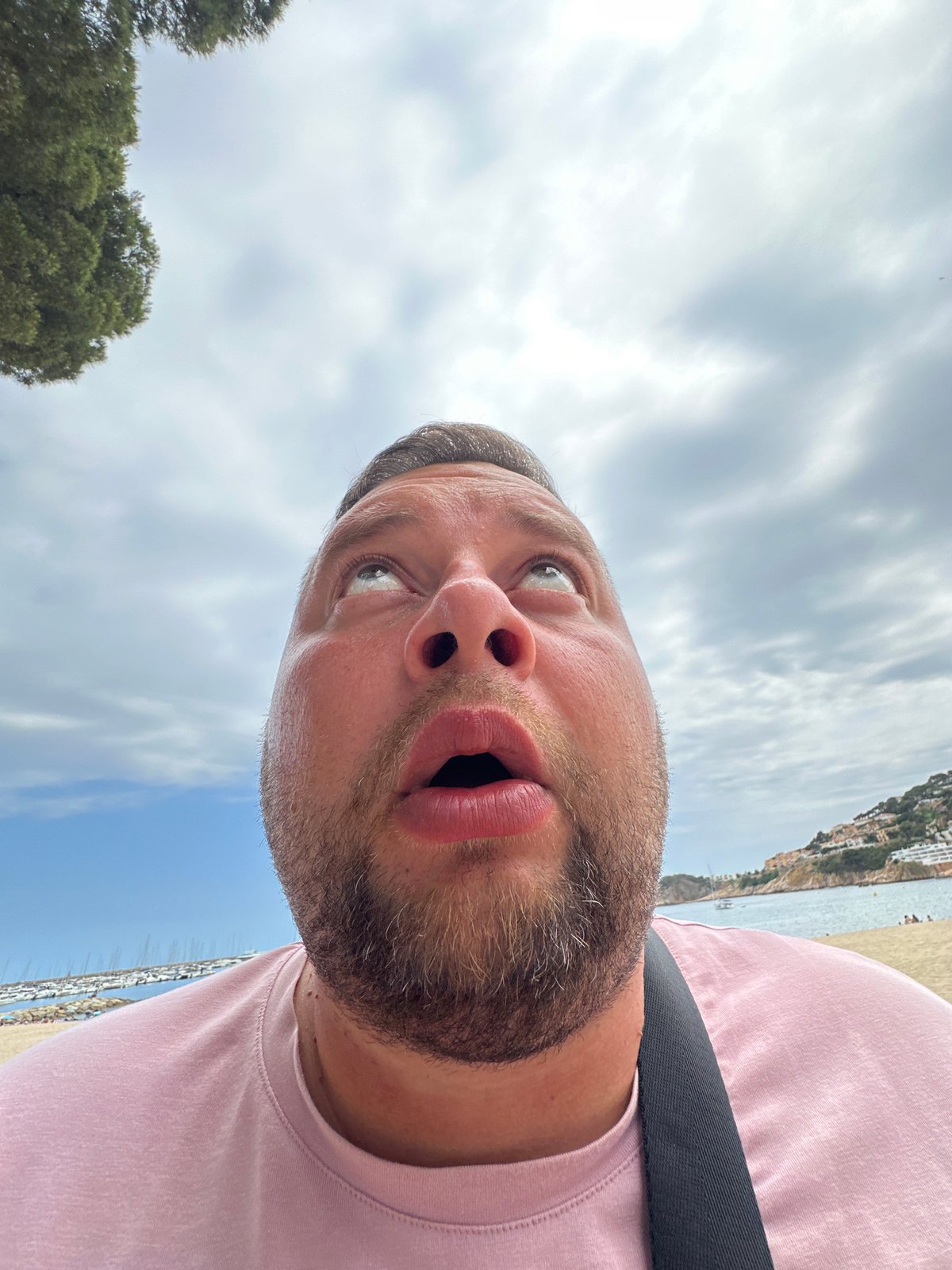 Father-daughter afternoon at Spanish coastal resort documented