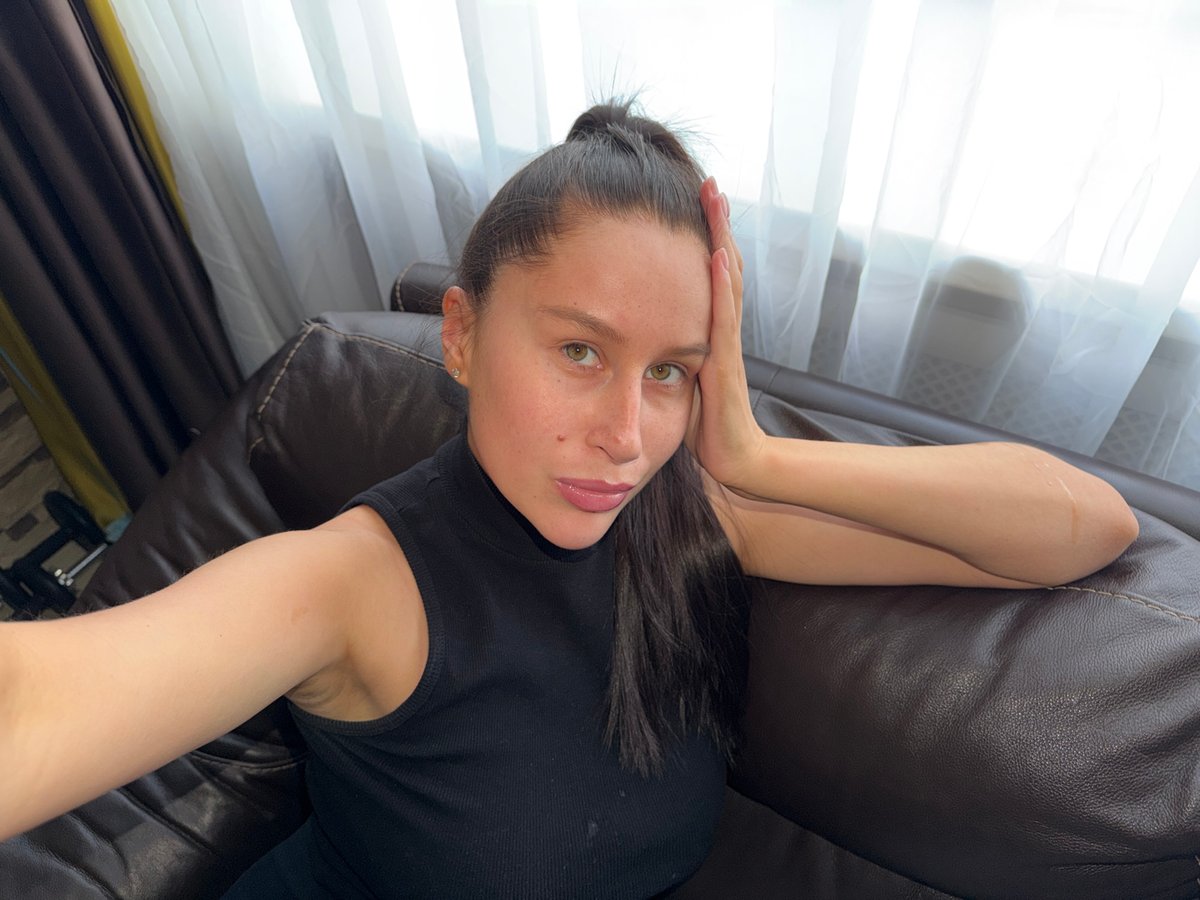 Woman captures quiet domestic moments with baby in Khimki