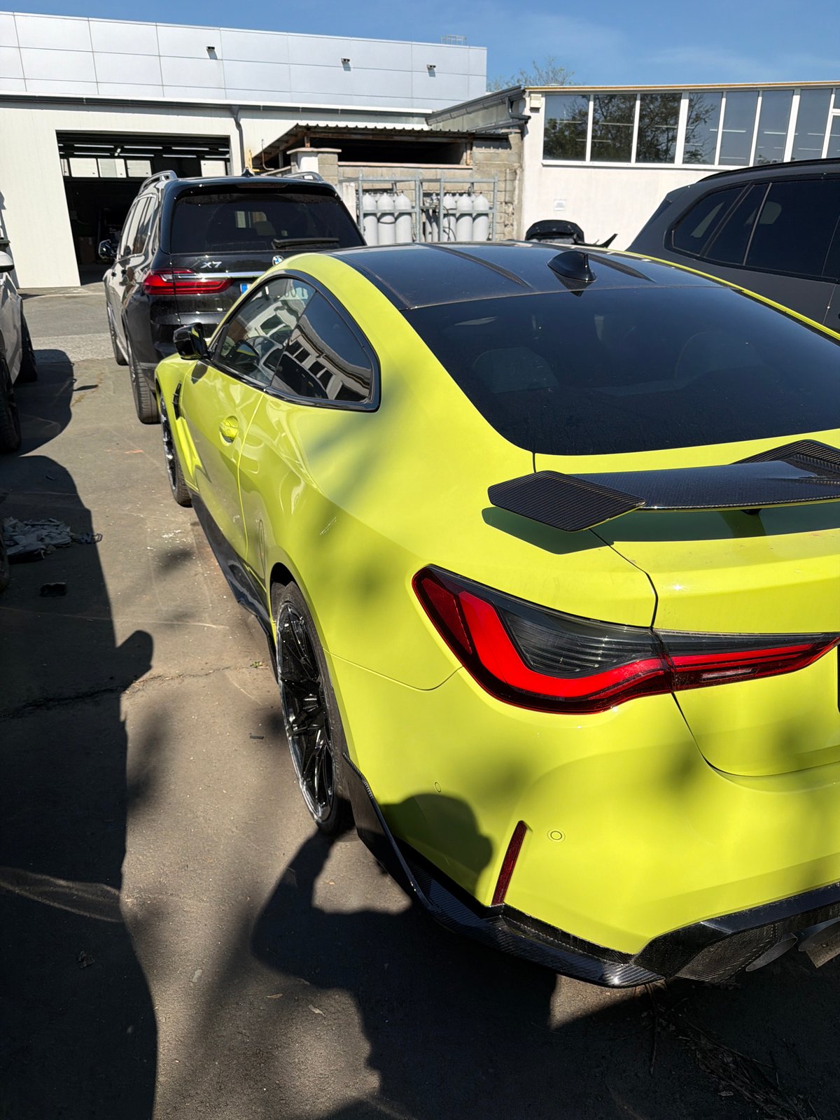 BMW vehicles spotted parked with SUV in Burgas
