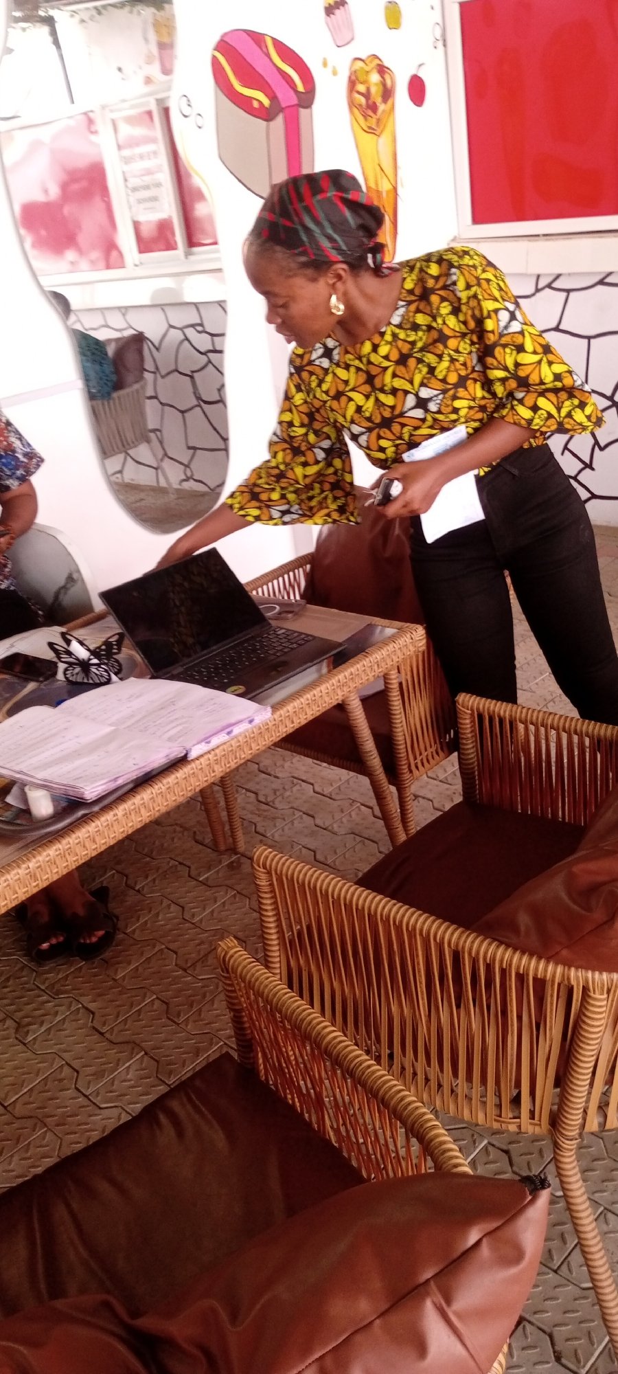 Normal lunch activity at Nigerian restaurant captured by witness