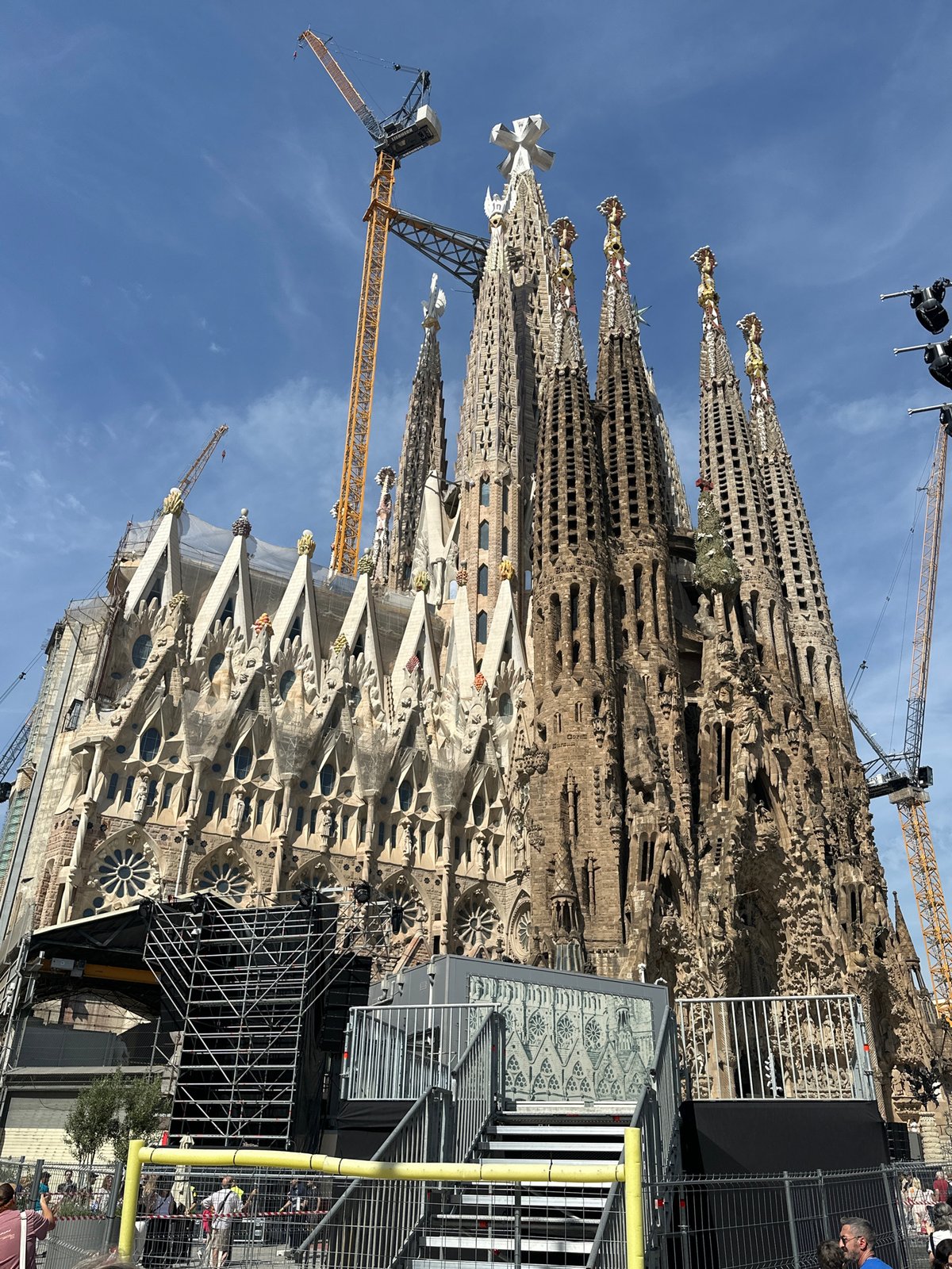 Witness captures ongoing Sagrada Familia construction in Barcelona