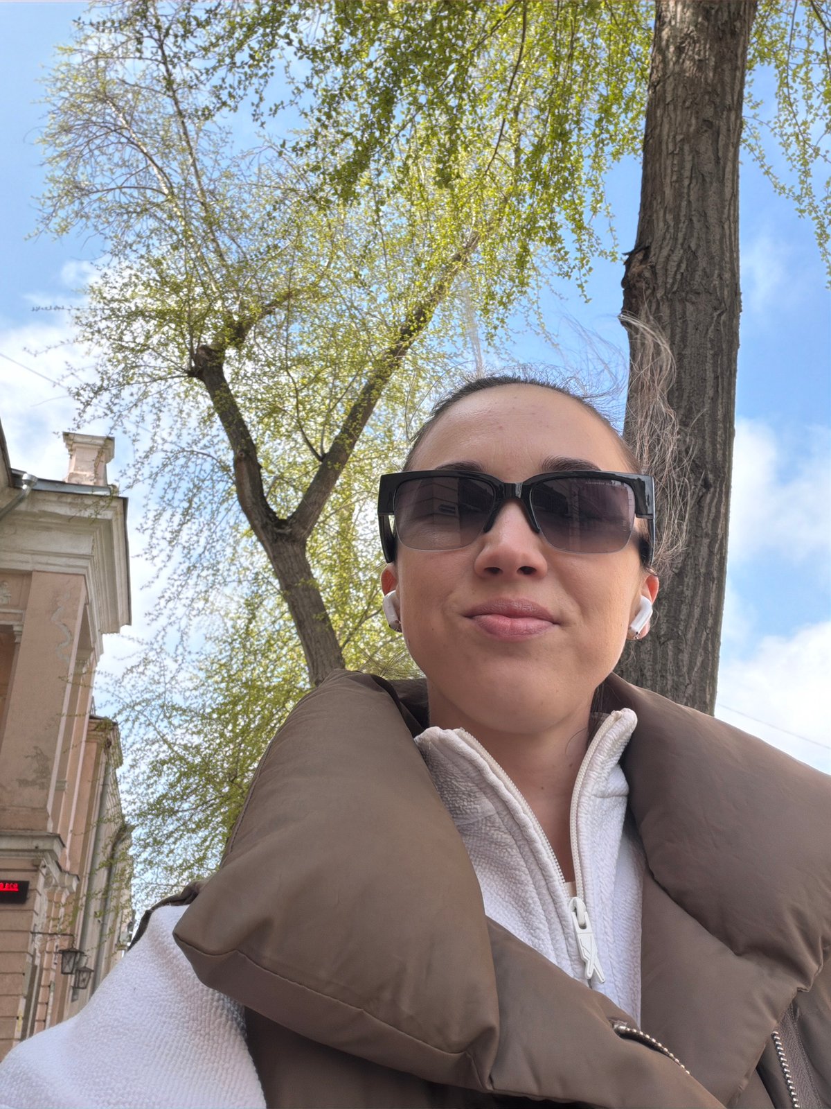 Morning street scenes documented in Rostov-on-Don, Russia